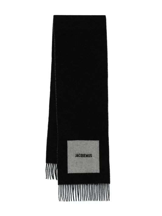 The Rond Carré scarf