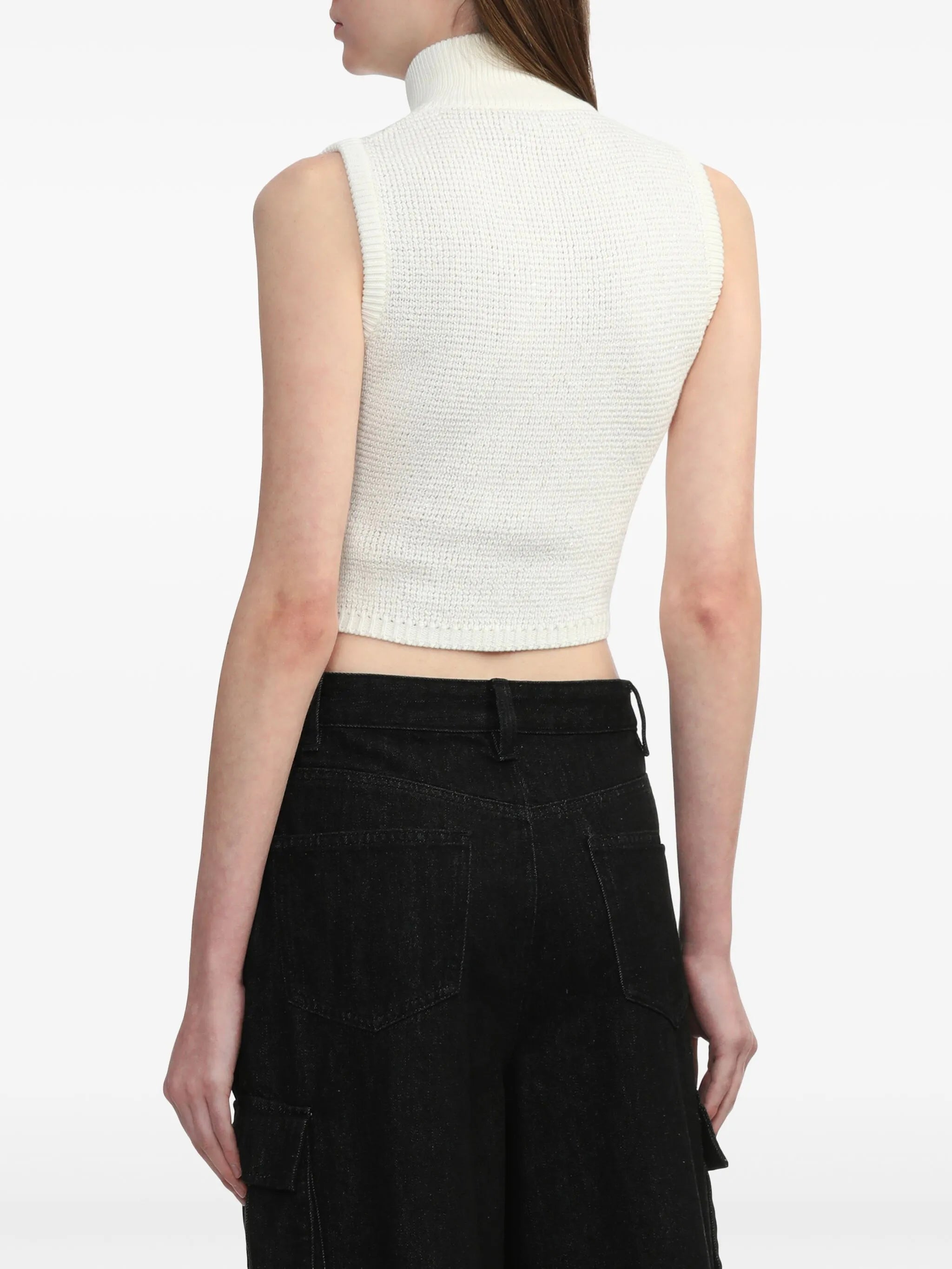 pocket-detail zip-front knitted top