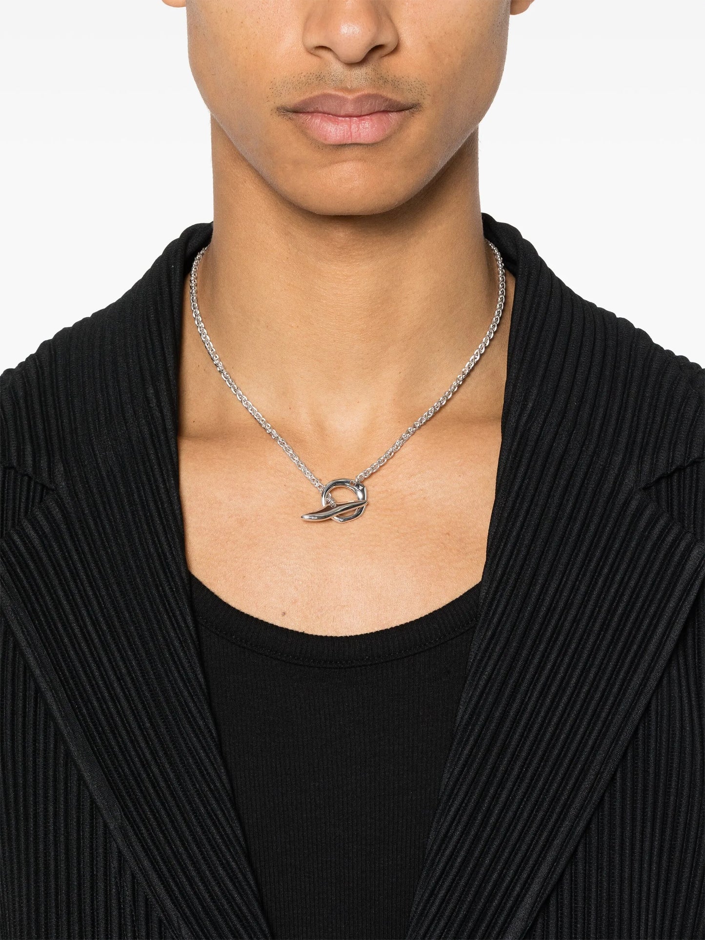 Robin chain necklace