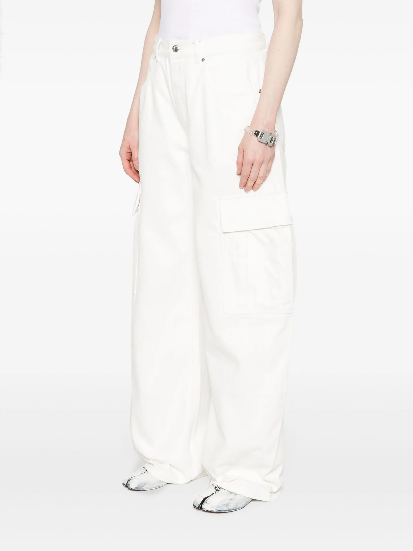 low-rise cargo jeans