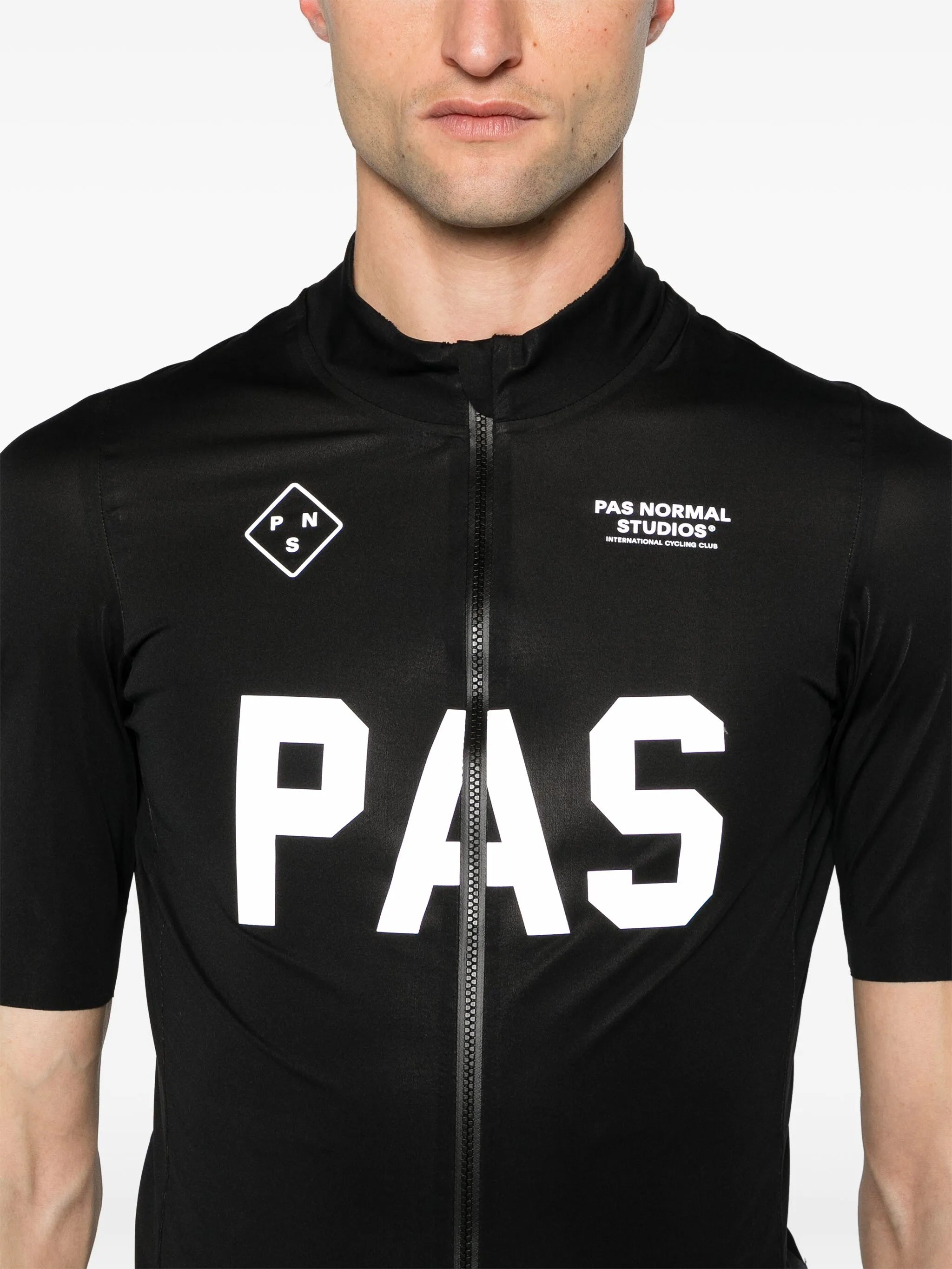 Mechanism Pro Rain cycling vest