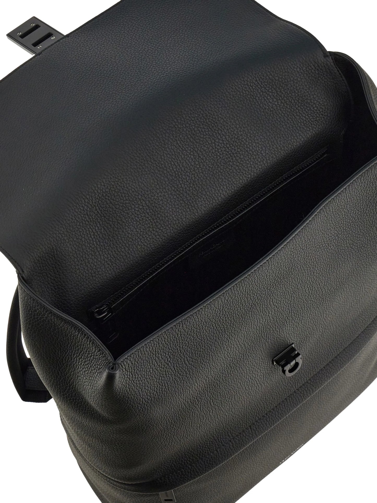 Hug-buckle leather backpack