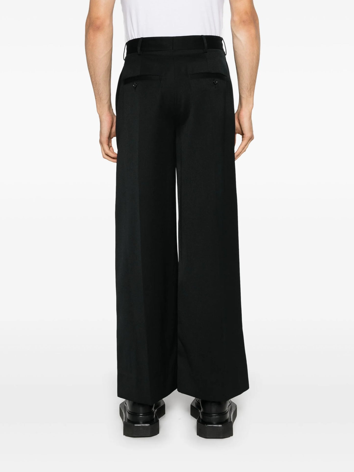 pleated wide trousers