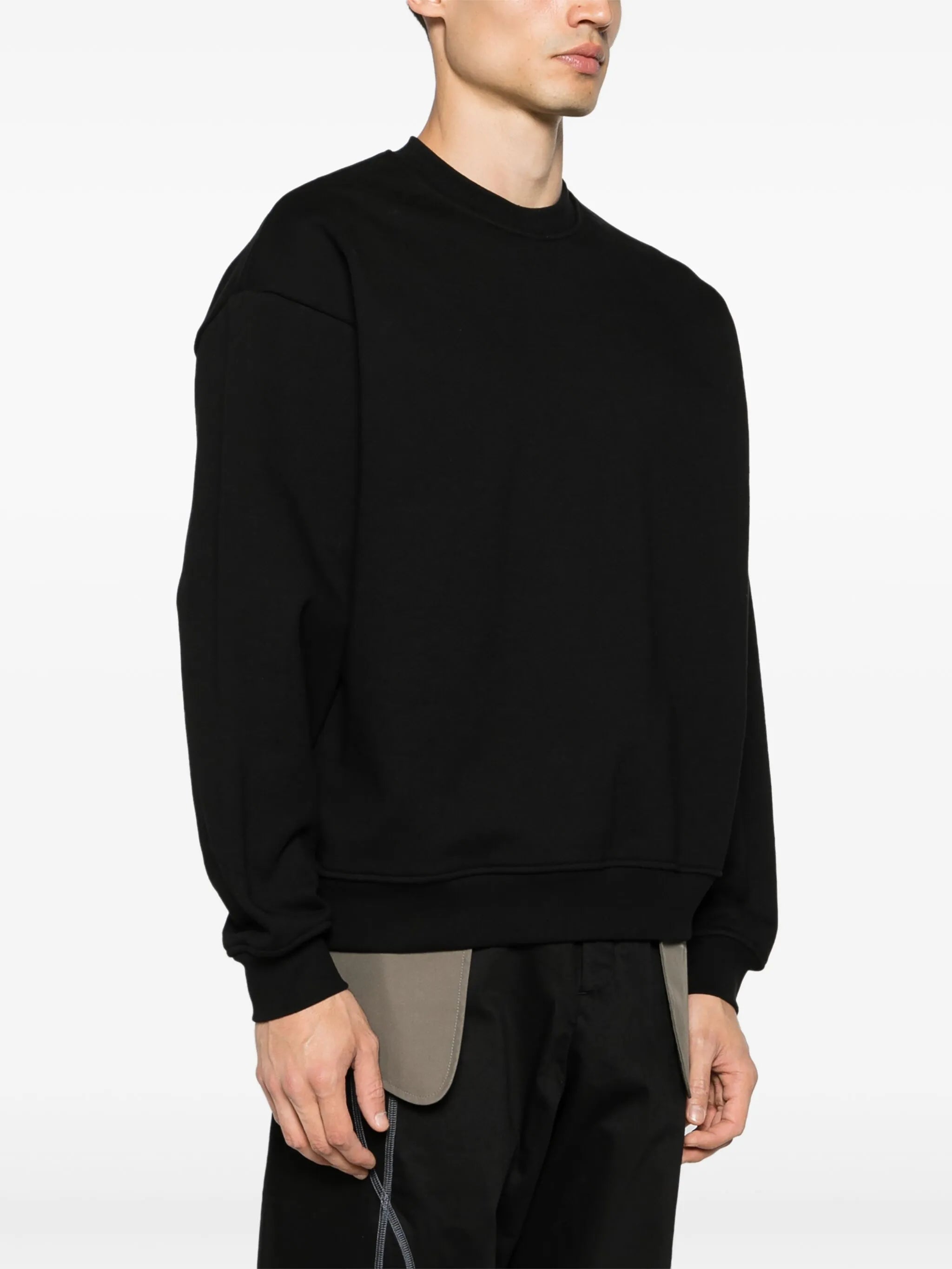 Aperture cut-out sweatshirt