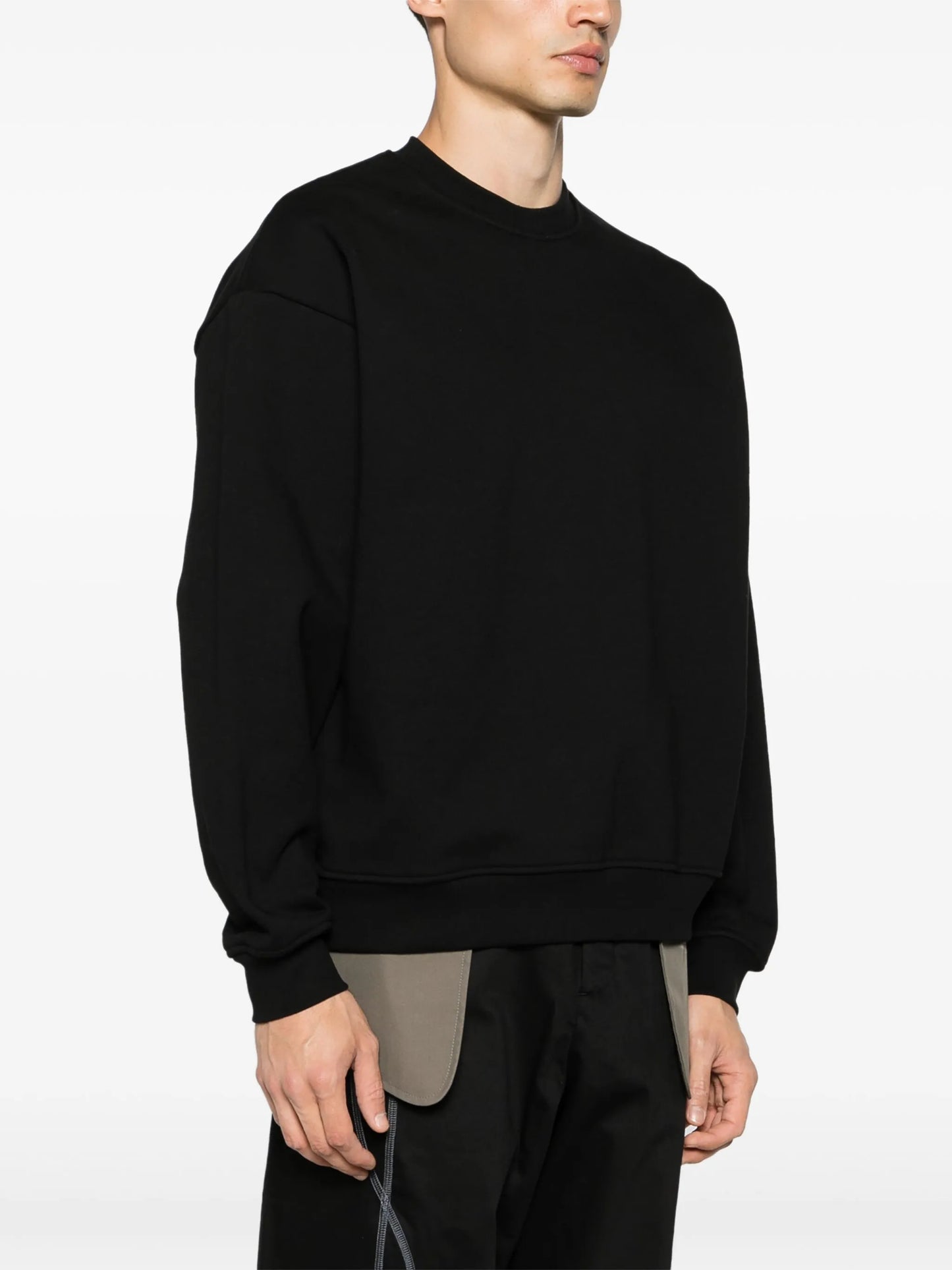 Aperture cut-out sweatshirt
