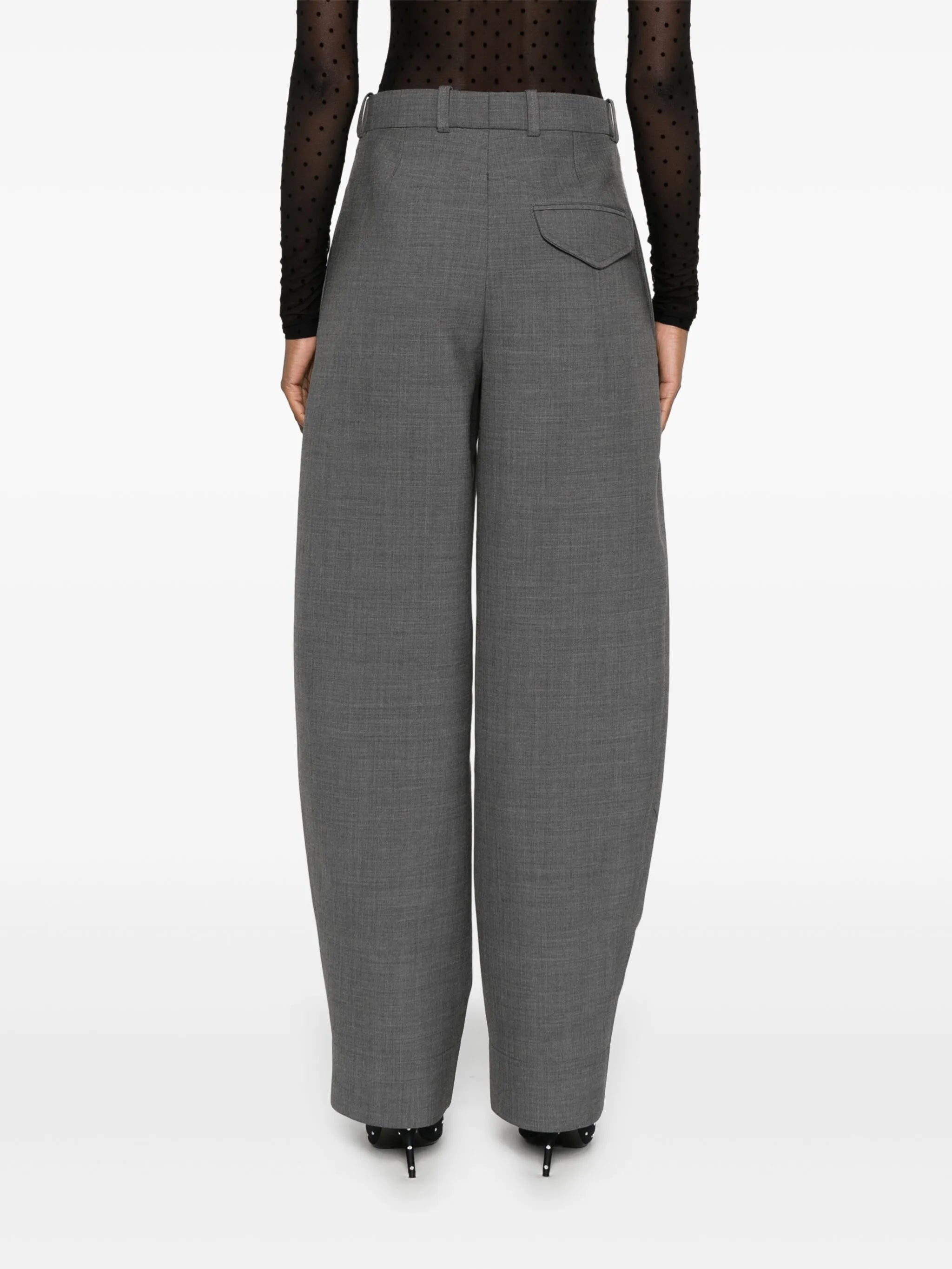 tapered trousers