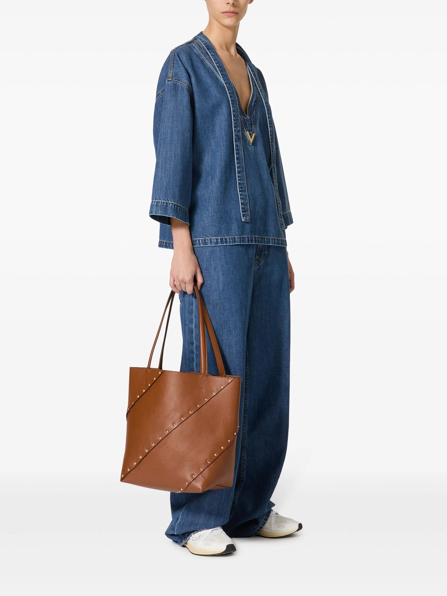 Rockstud Wispy leather tote bag