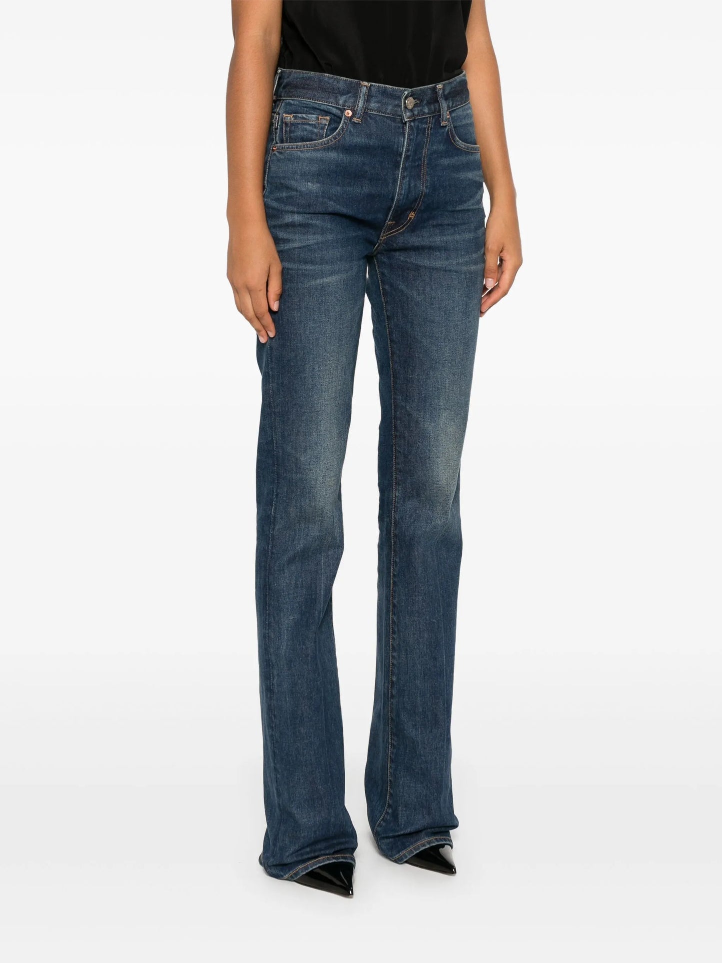 flared jeans
