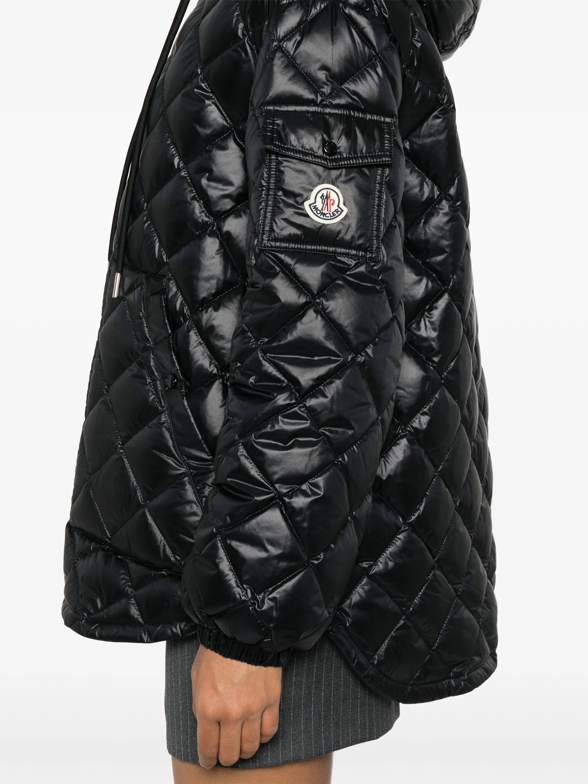 diamond-quilted hooded jacket