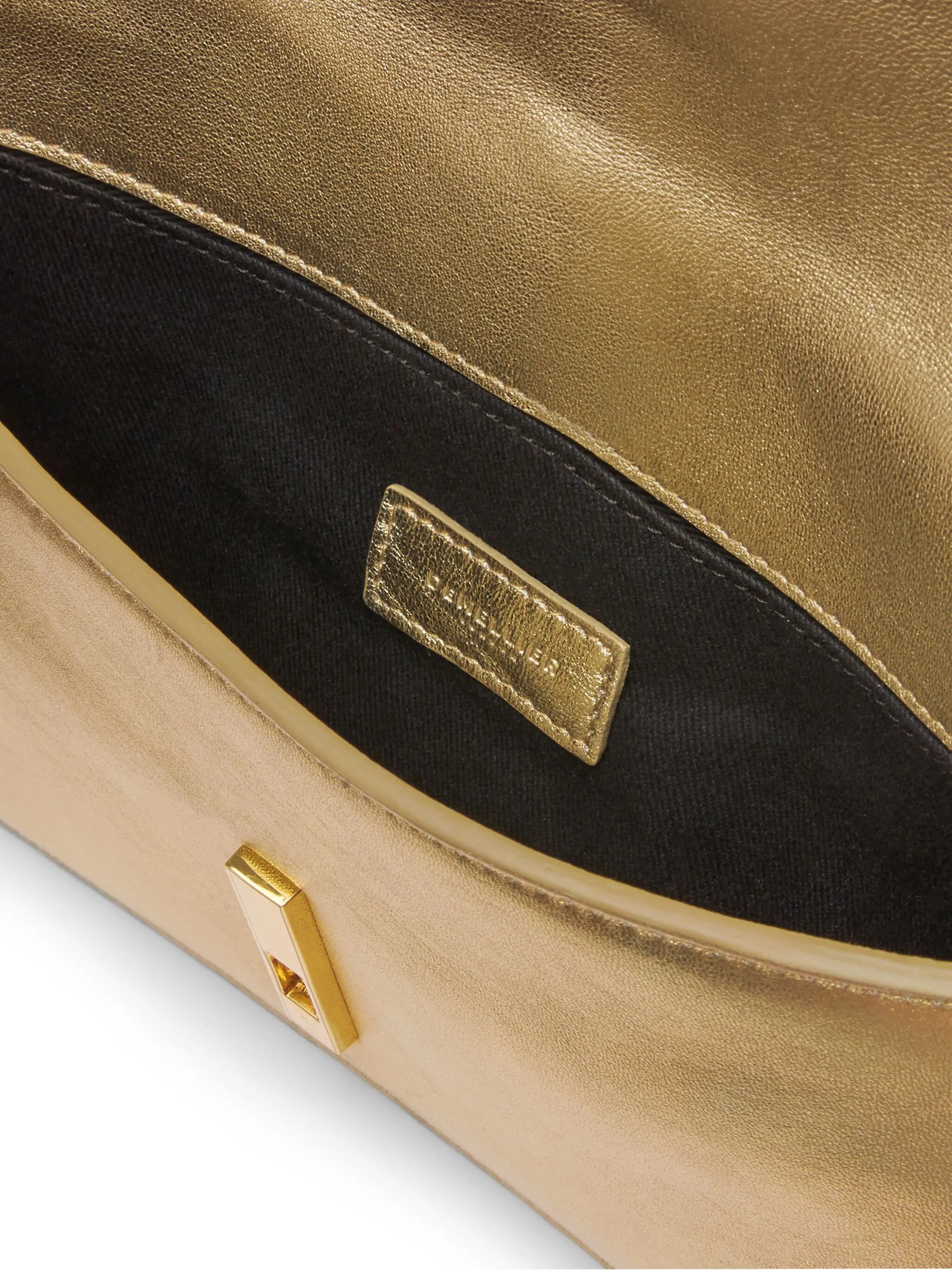 The Tokyo leather clutch