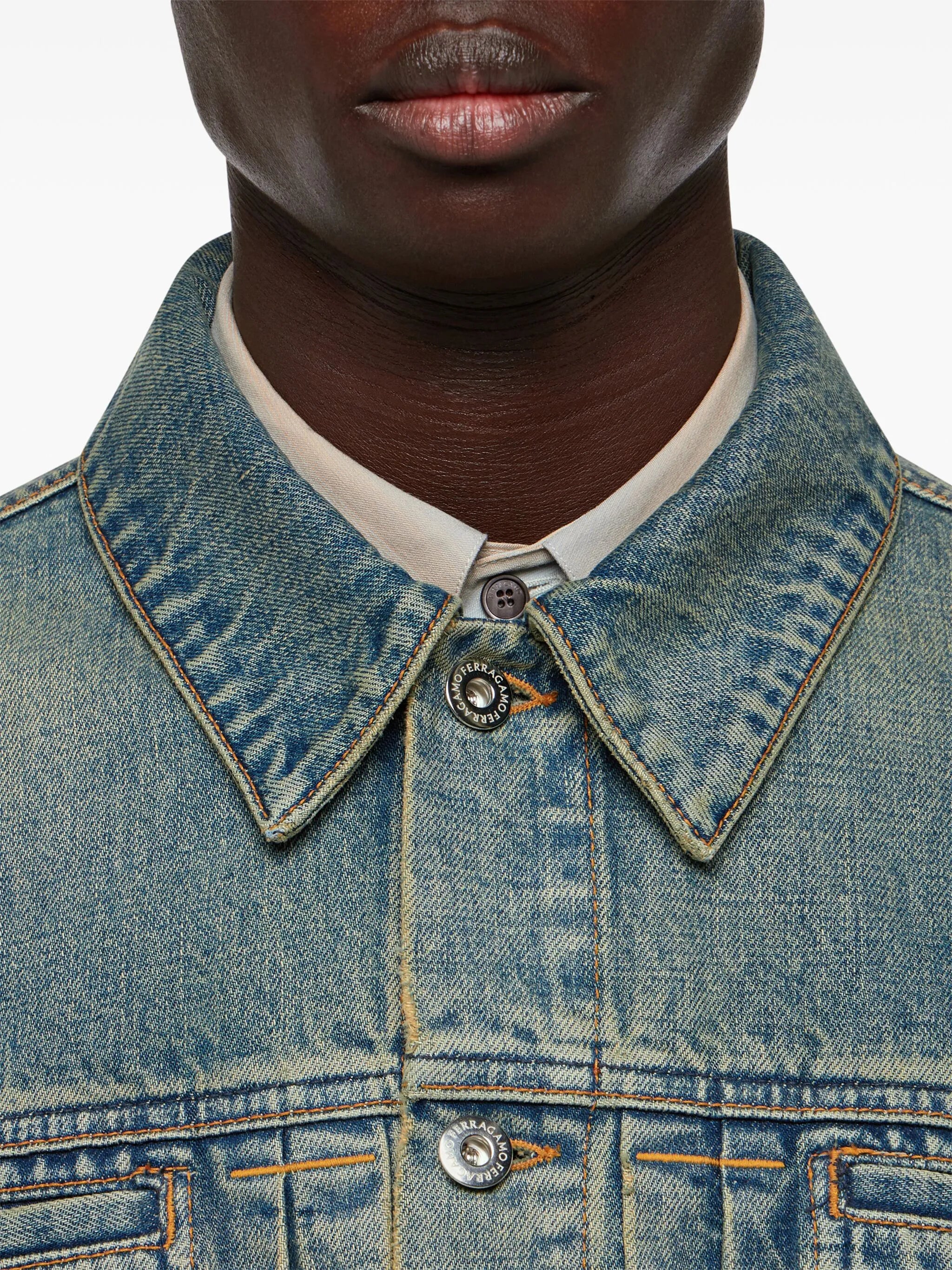 logo-engraved cotton jacket