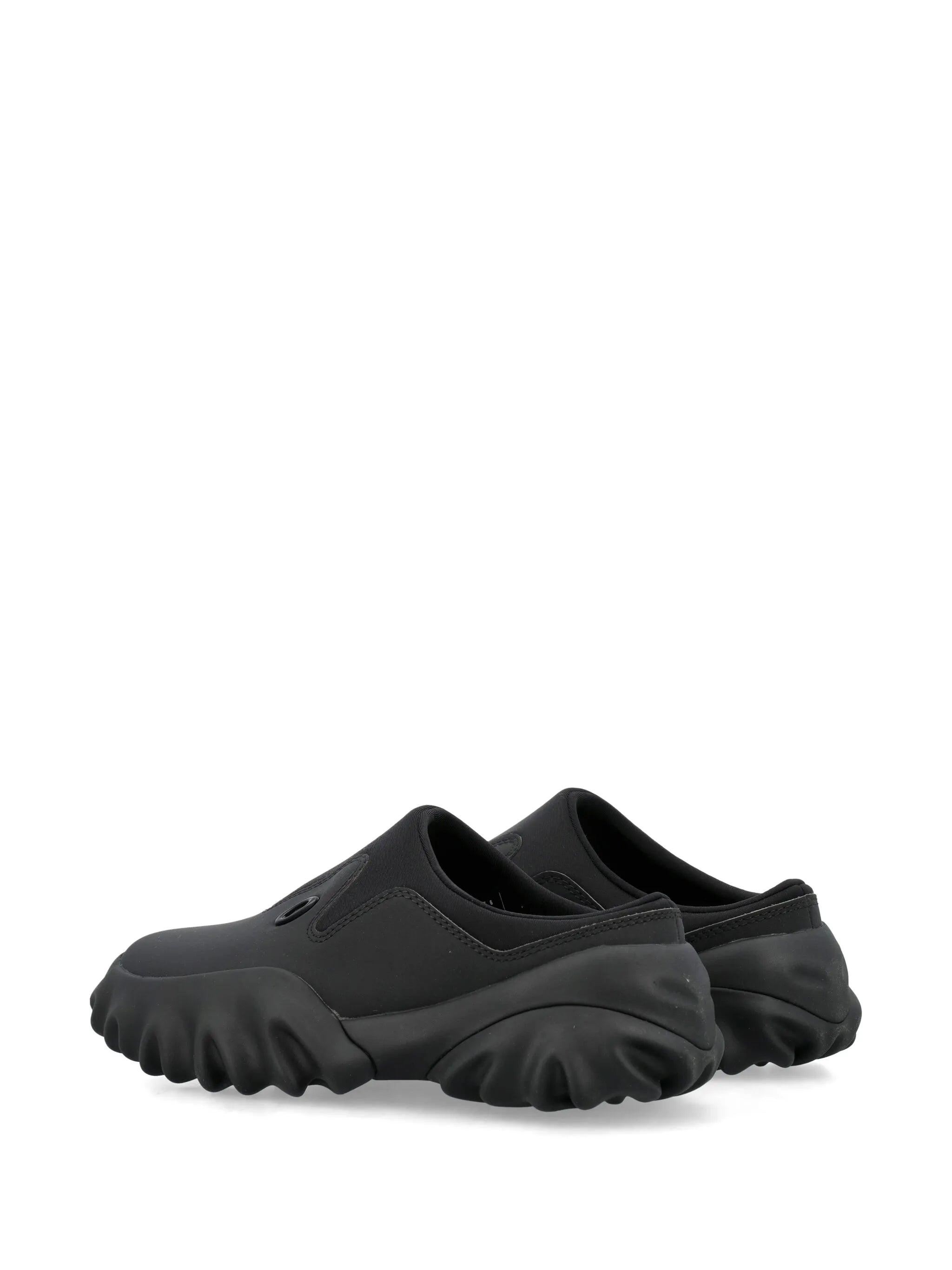 x Oakley Chop Saw mules