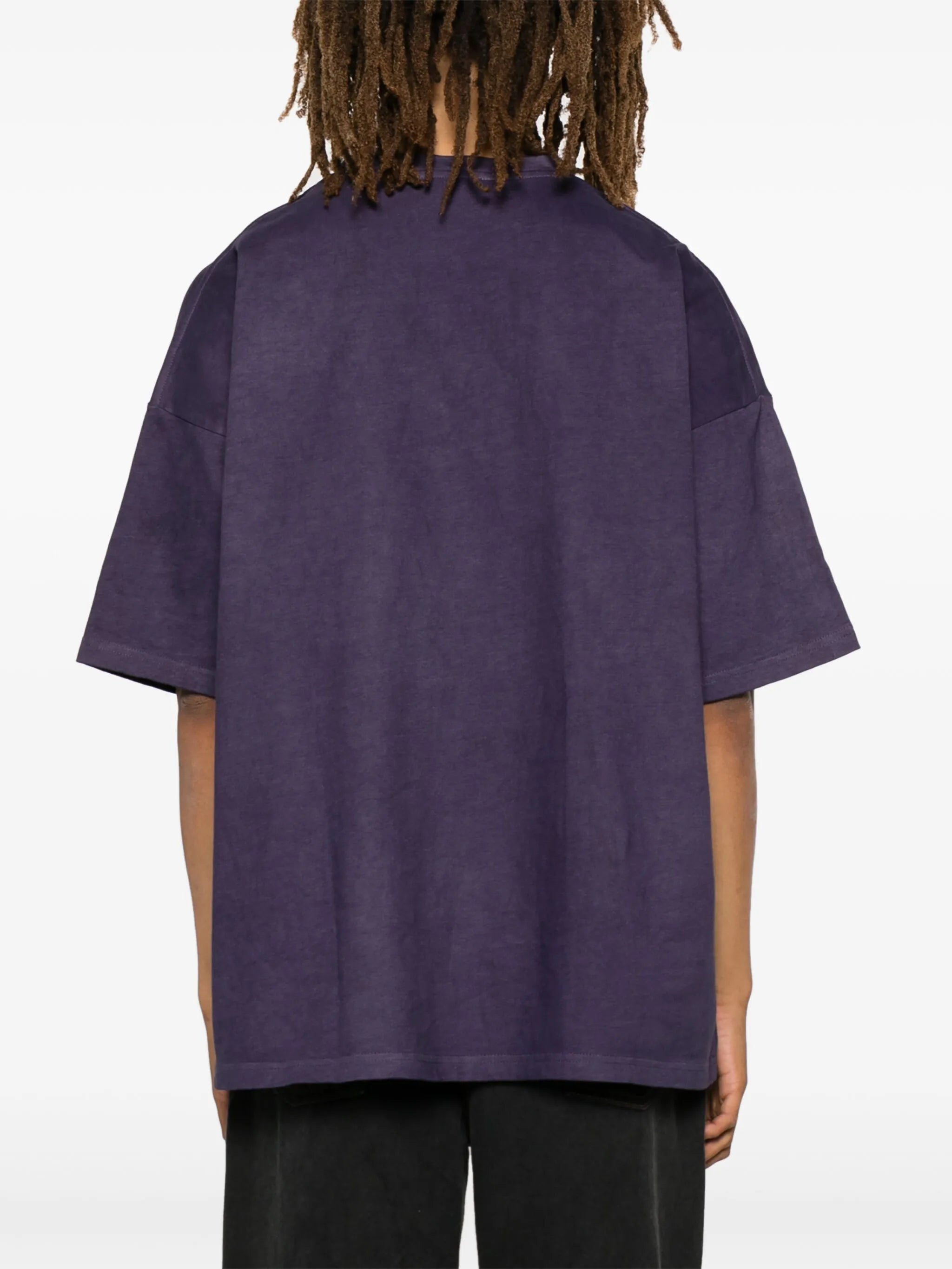 logo-embroidered T-shirt