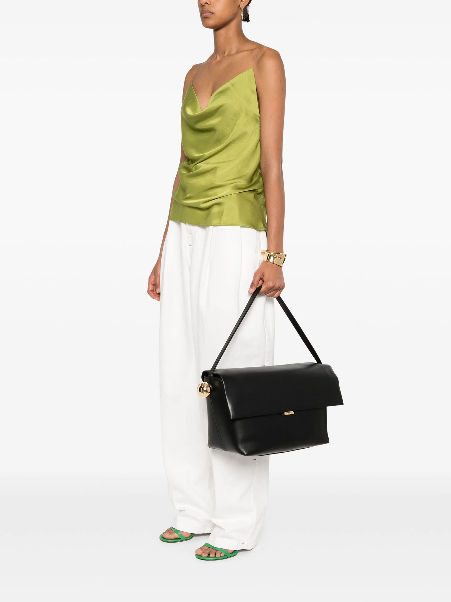 The Rond Carré shoulder bag