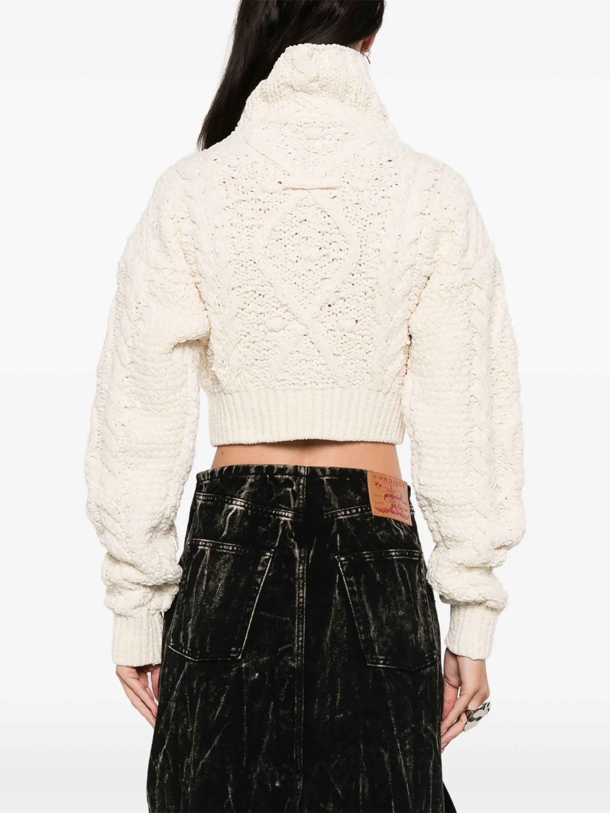 conical-bra detail cropped sweater