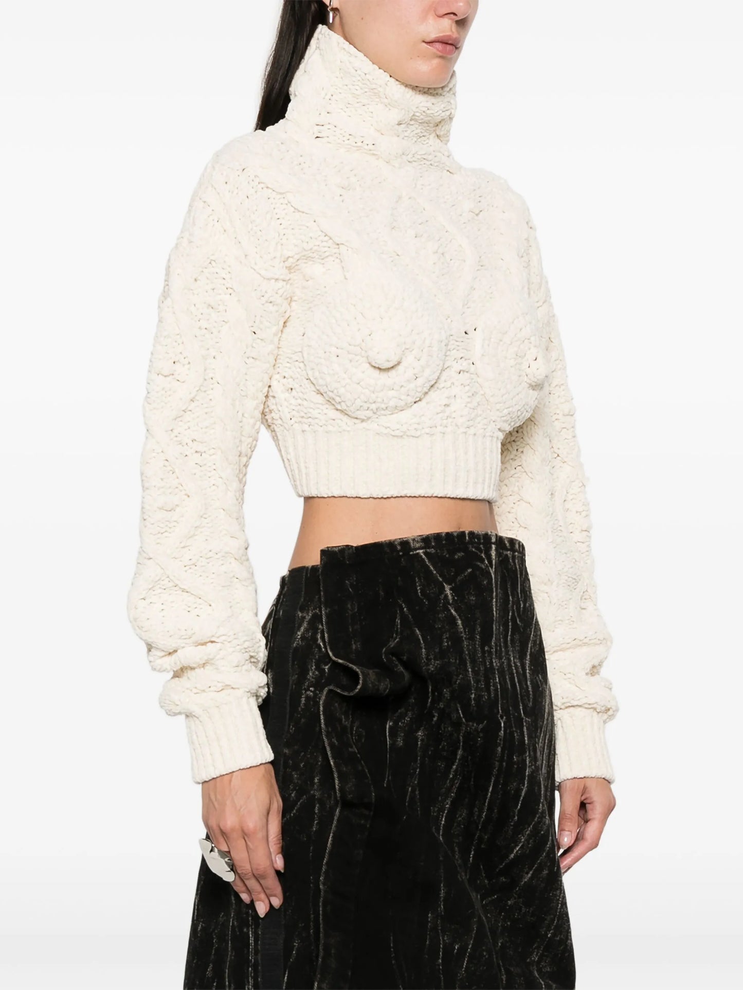conical-bra detail cropped sweater
