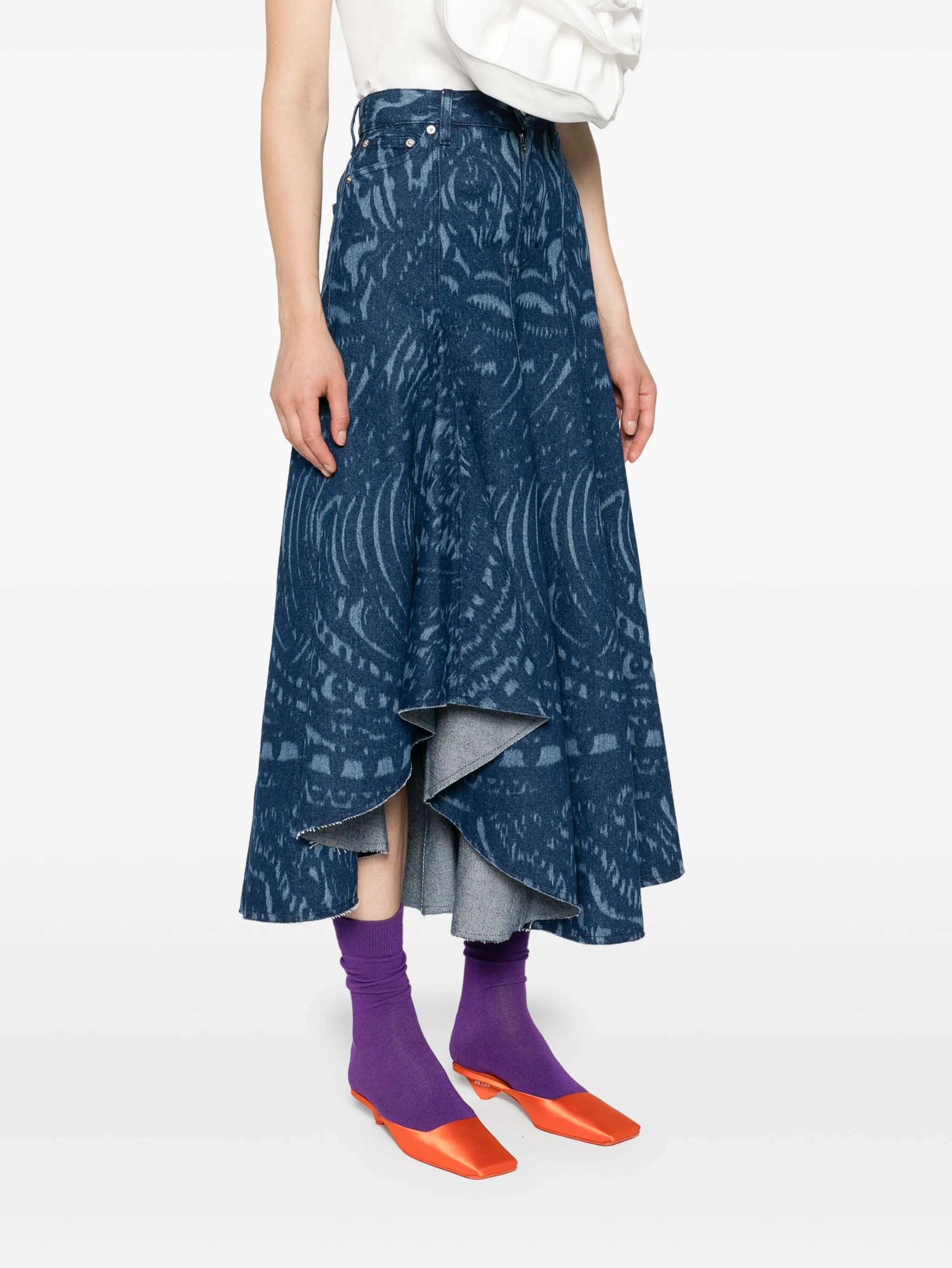 graphic-print pleated denim skirt