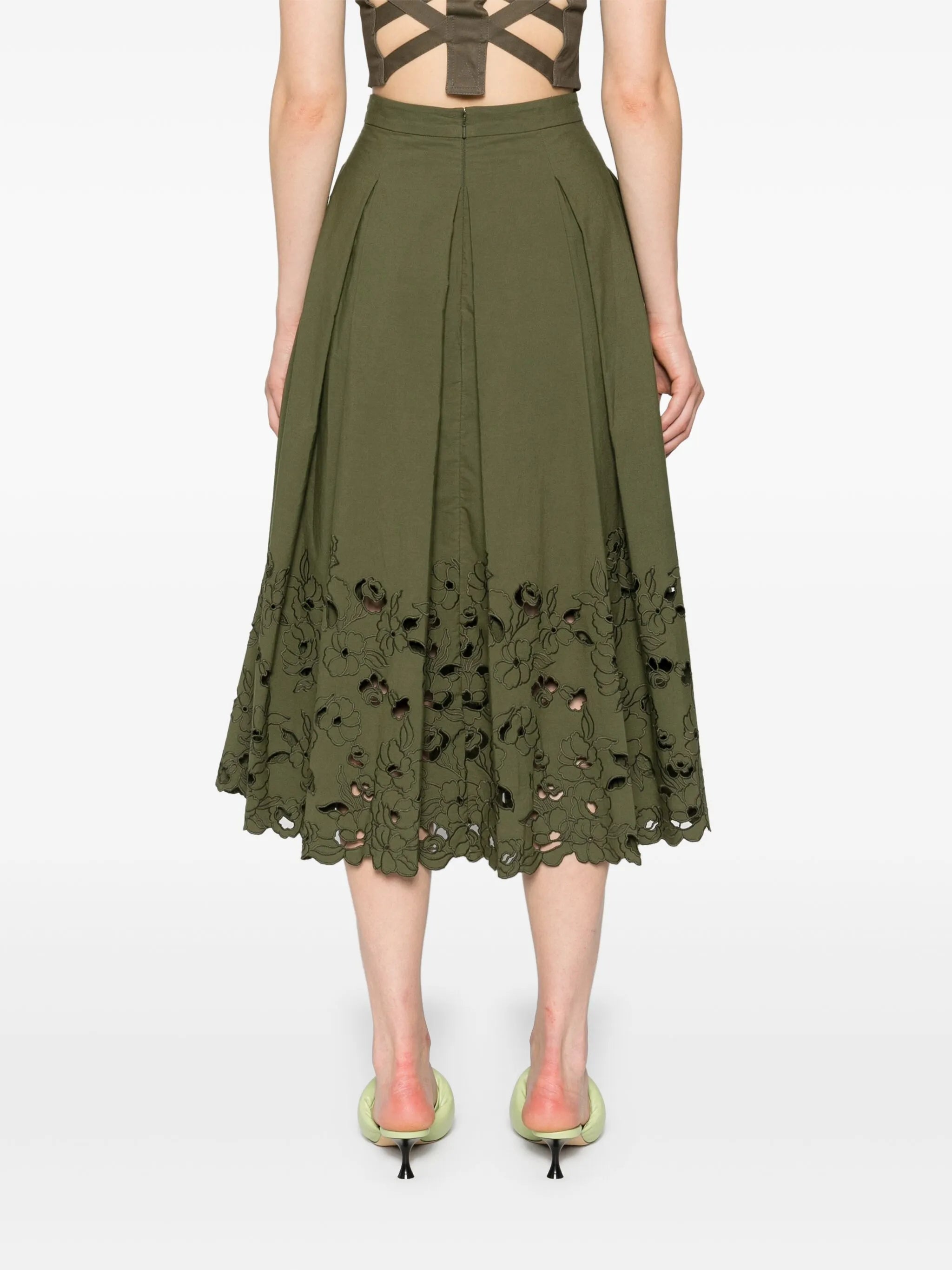 floral-detail pleated skirt