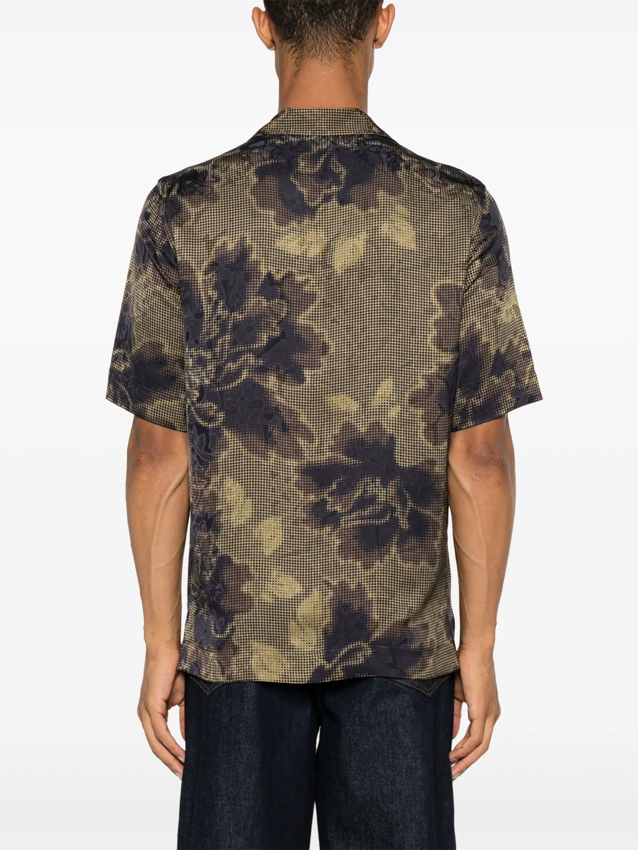 graphic-print shirt