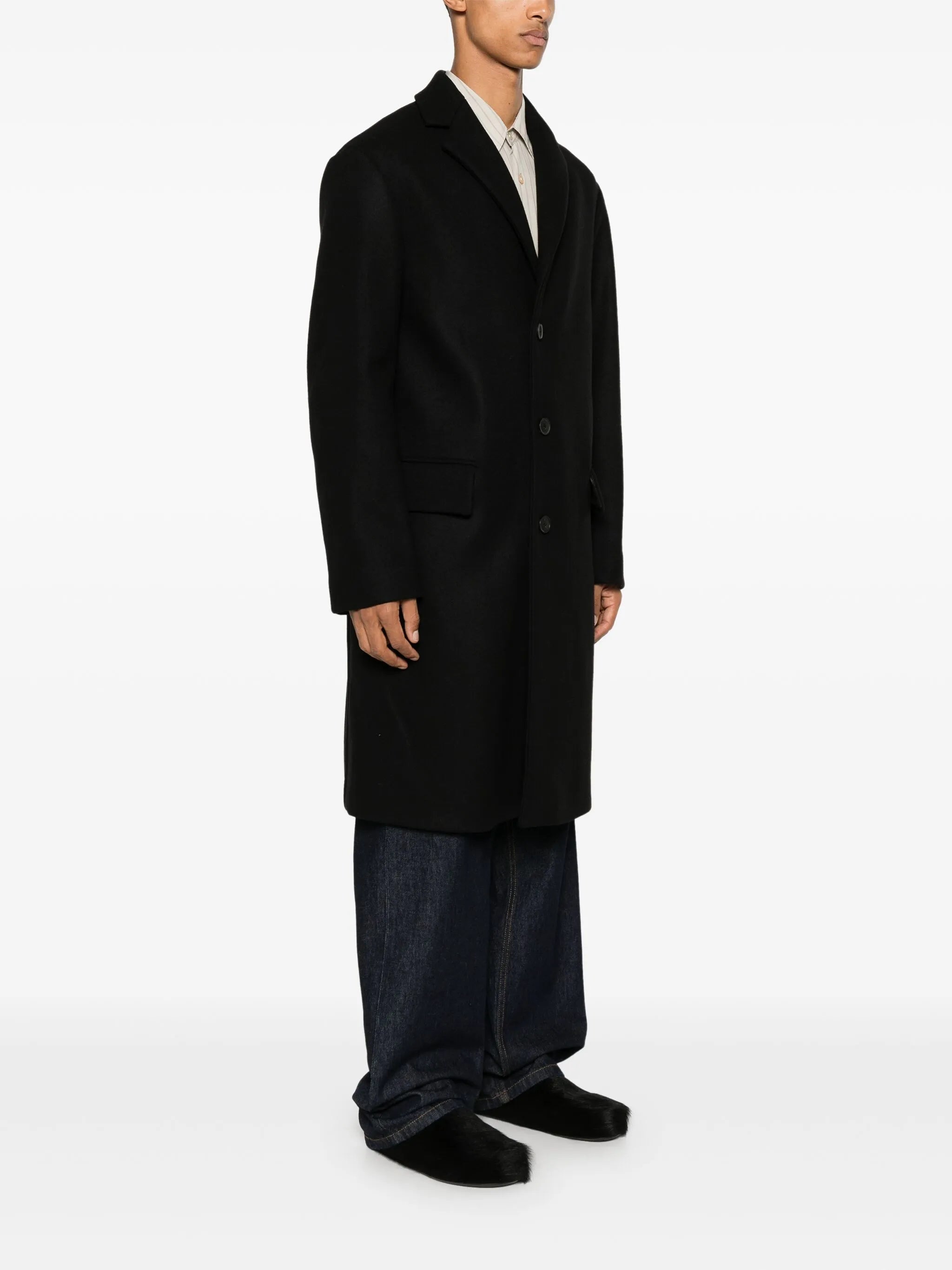 single-breasted coat