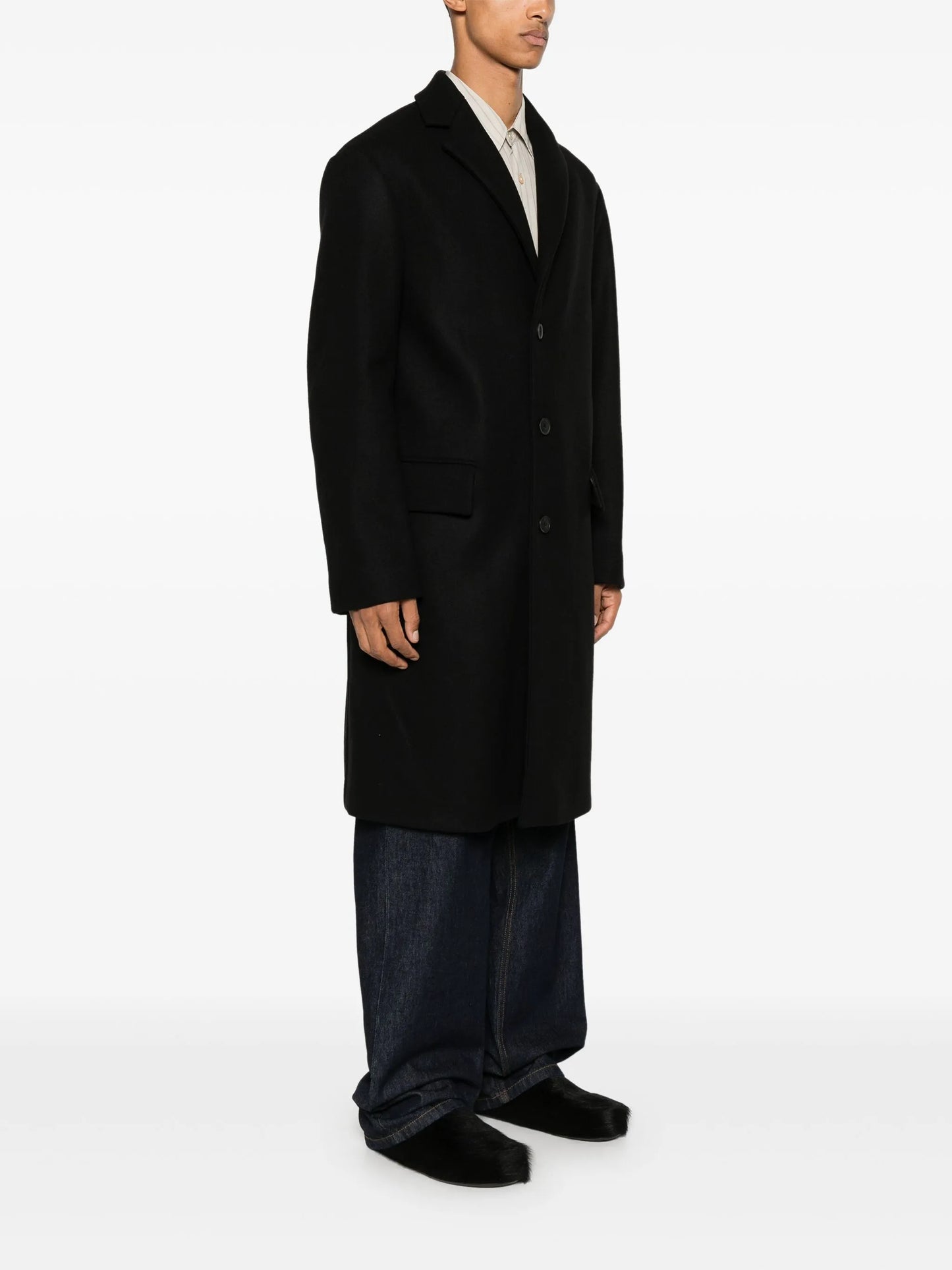 single-breasted coat