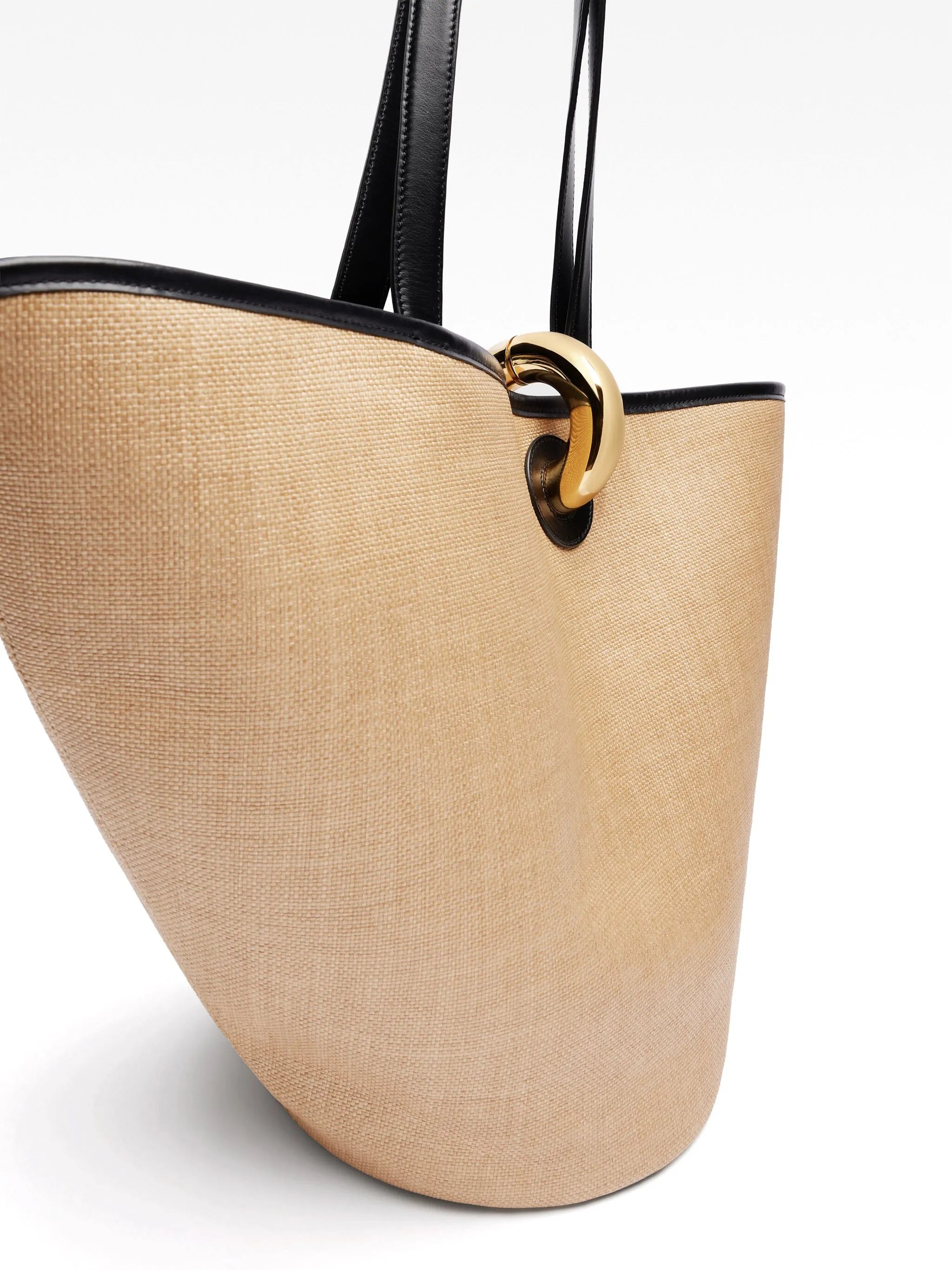 Le Bambola bucket bag