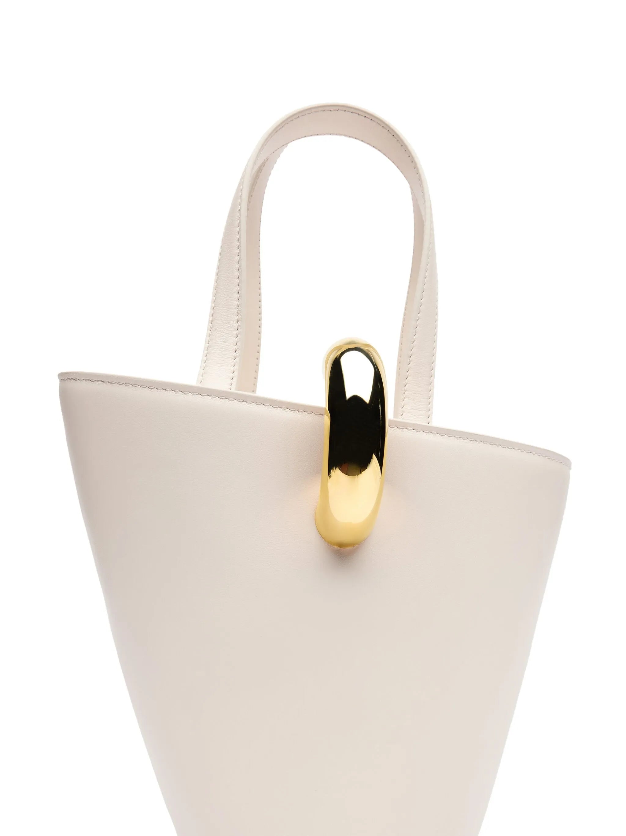 Le petit Bambola bucket bag