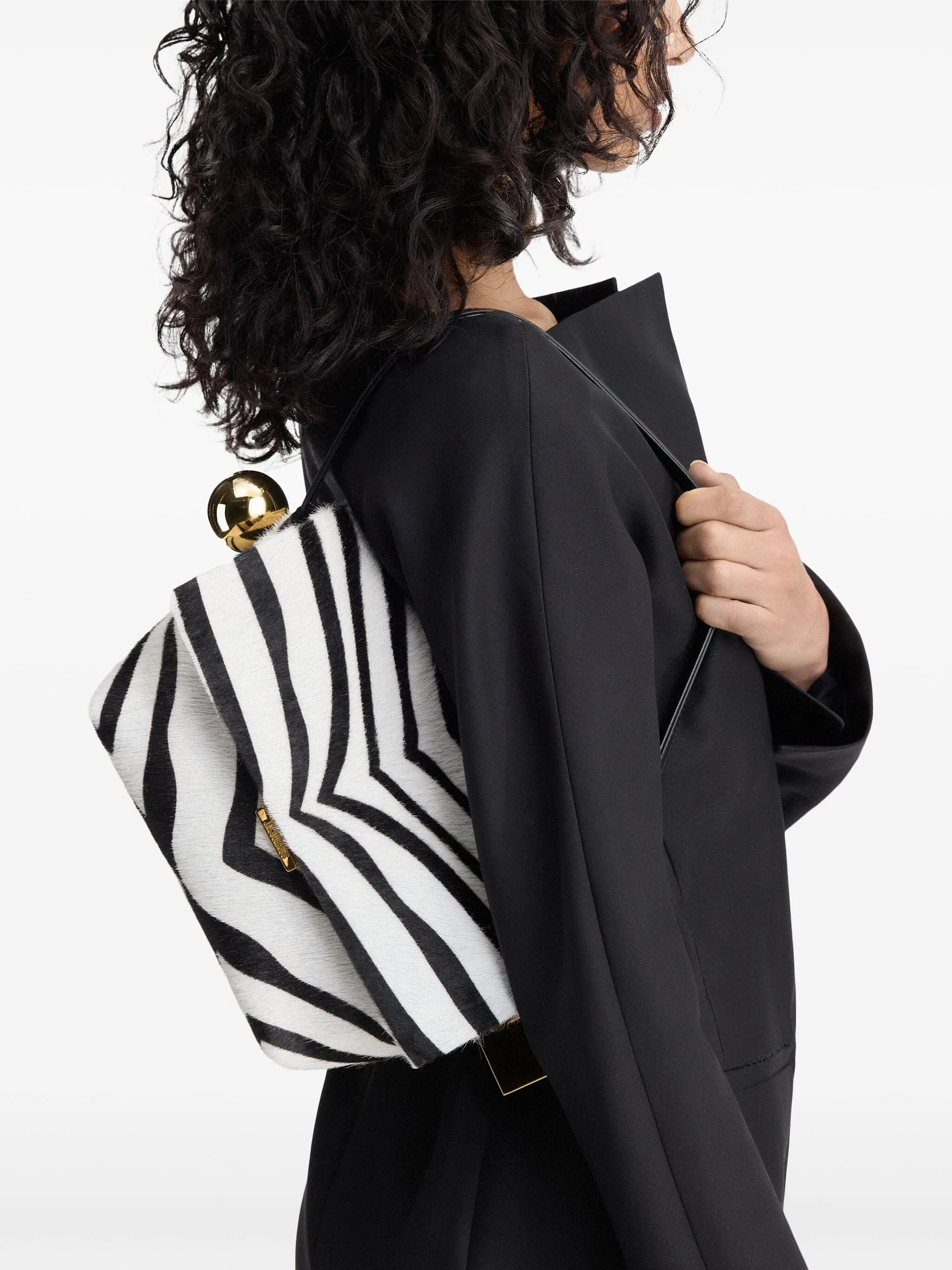 Le Rond Carré shoulder bag