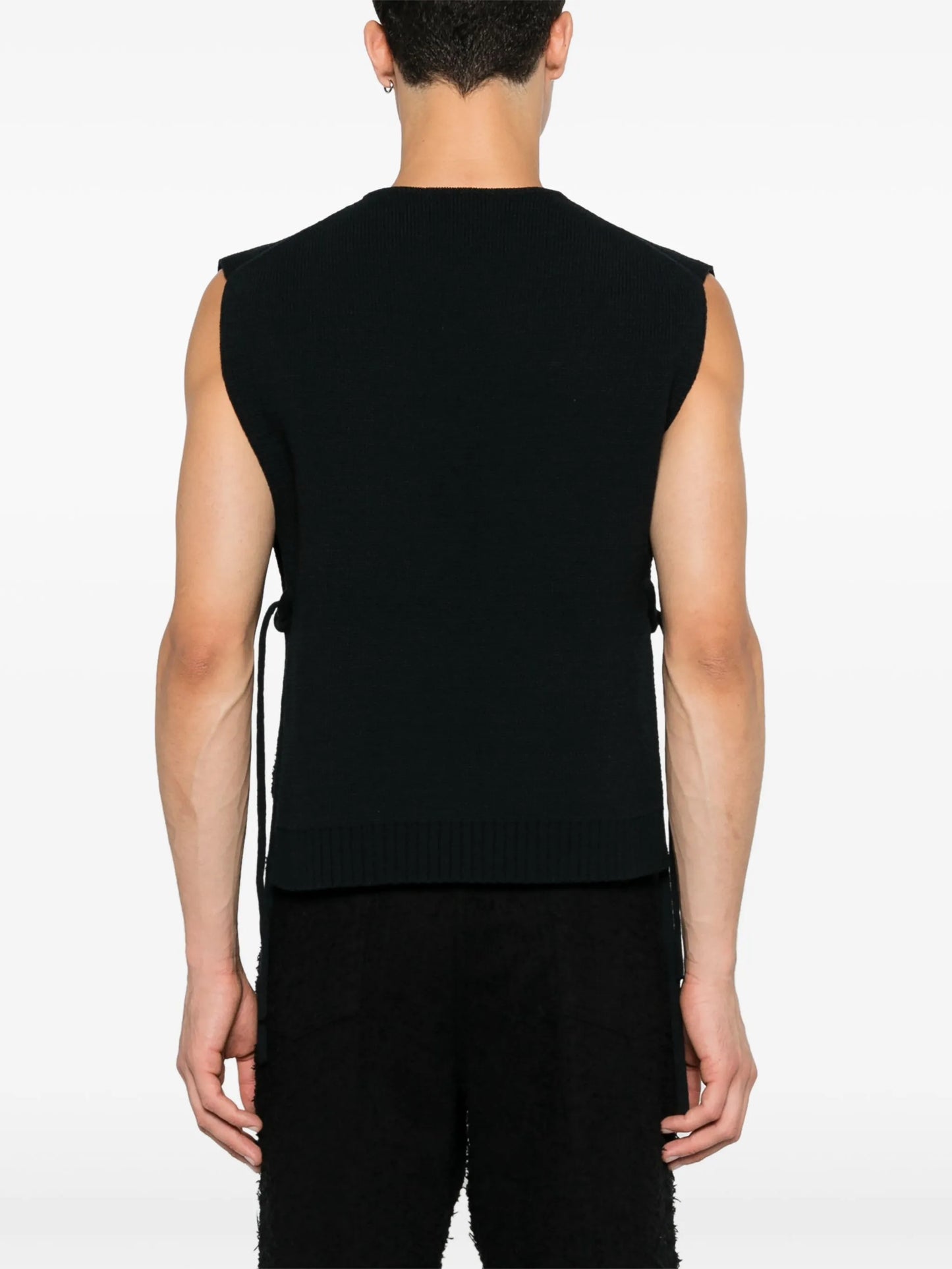 knitted vest