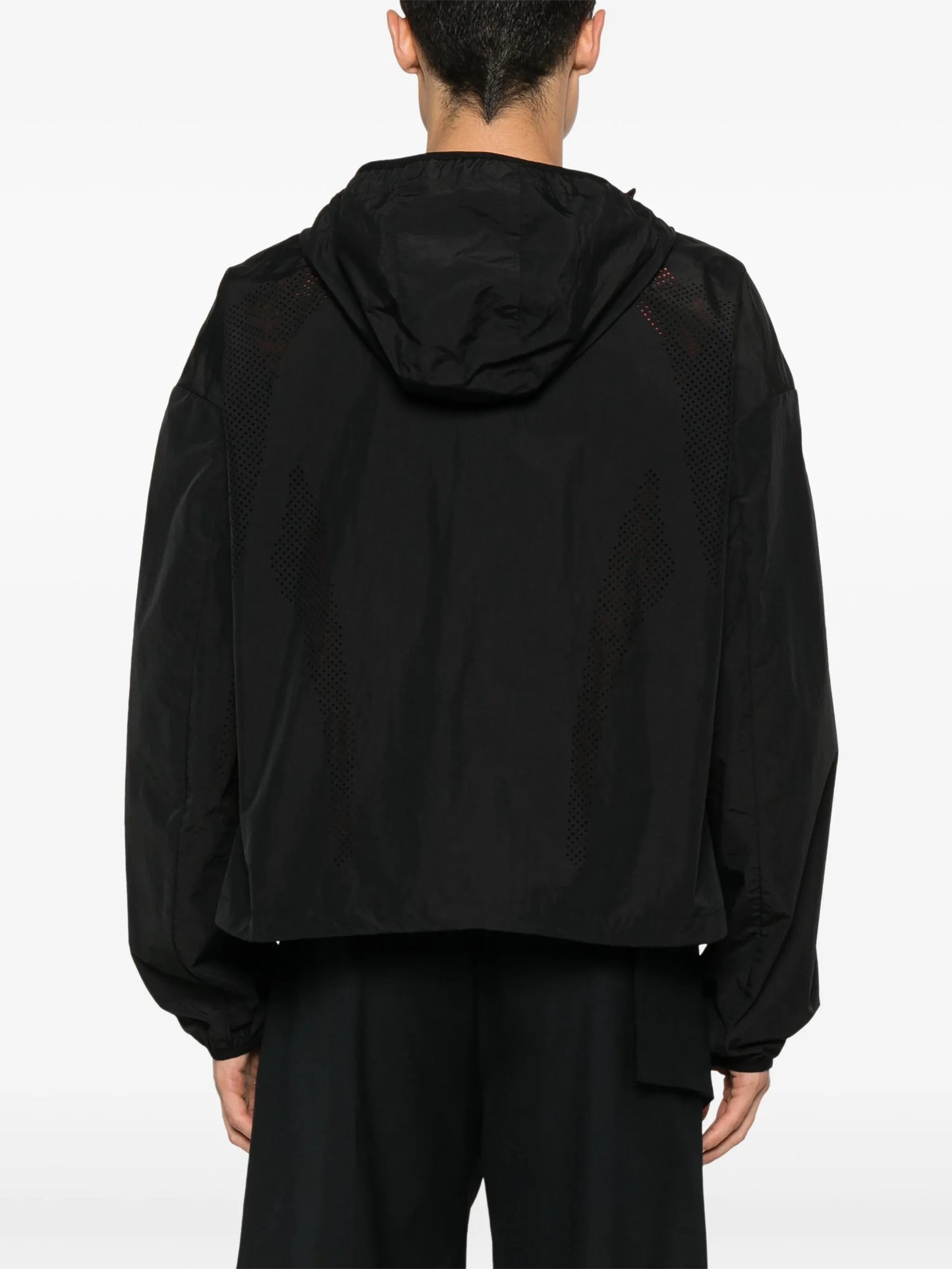 hooded lightweight windbreaker