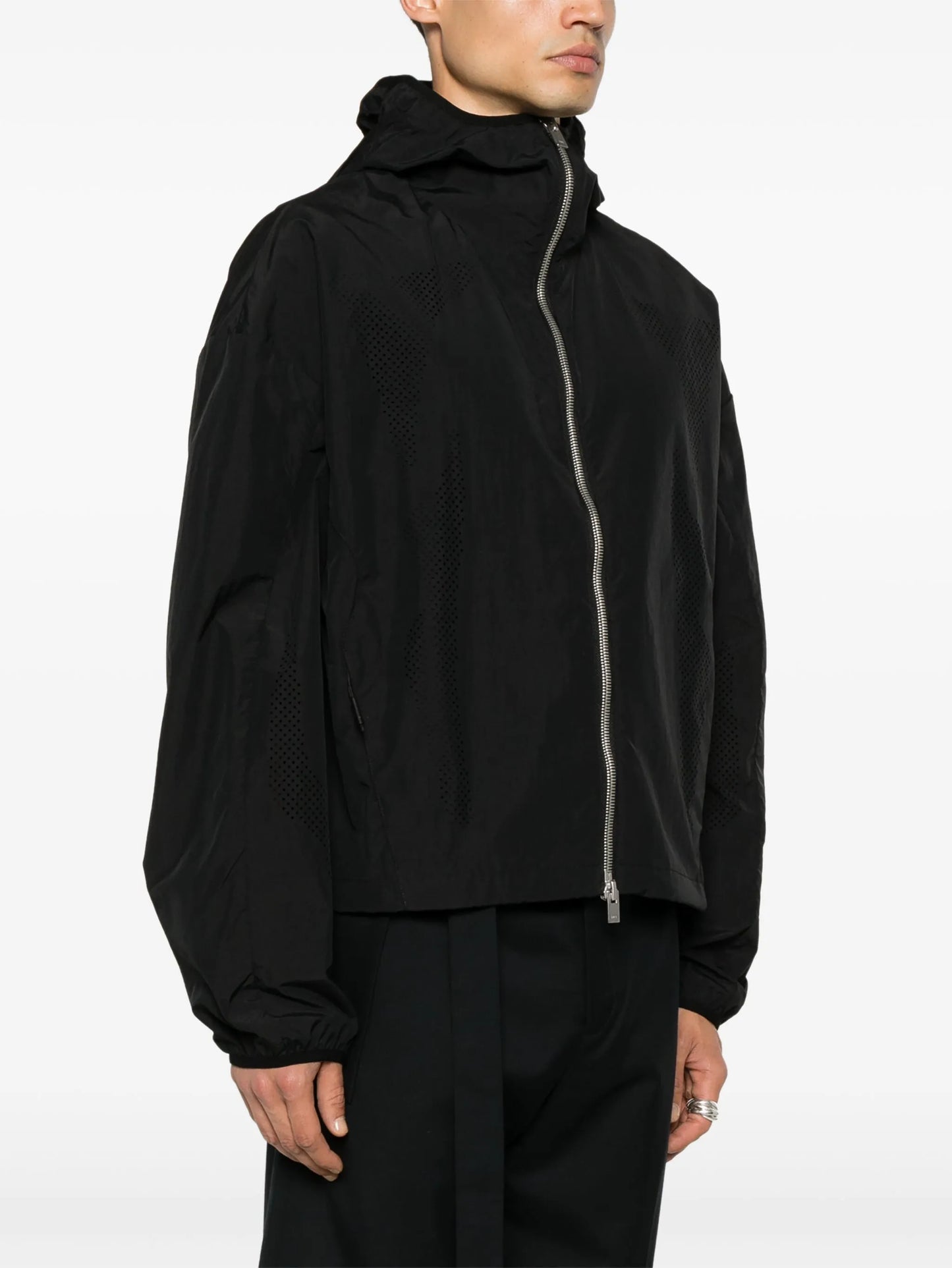 hooded lightweight windbreaker