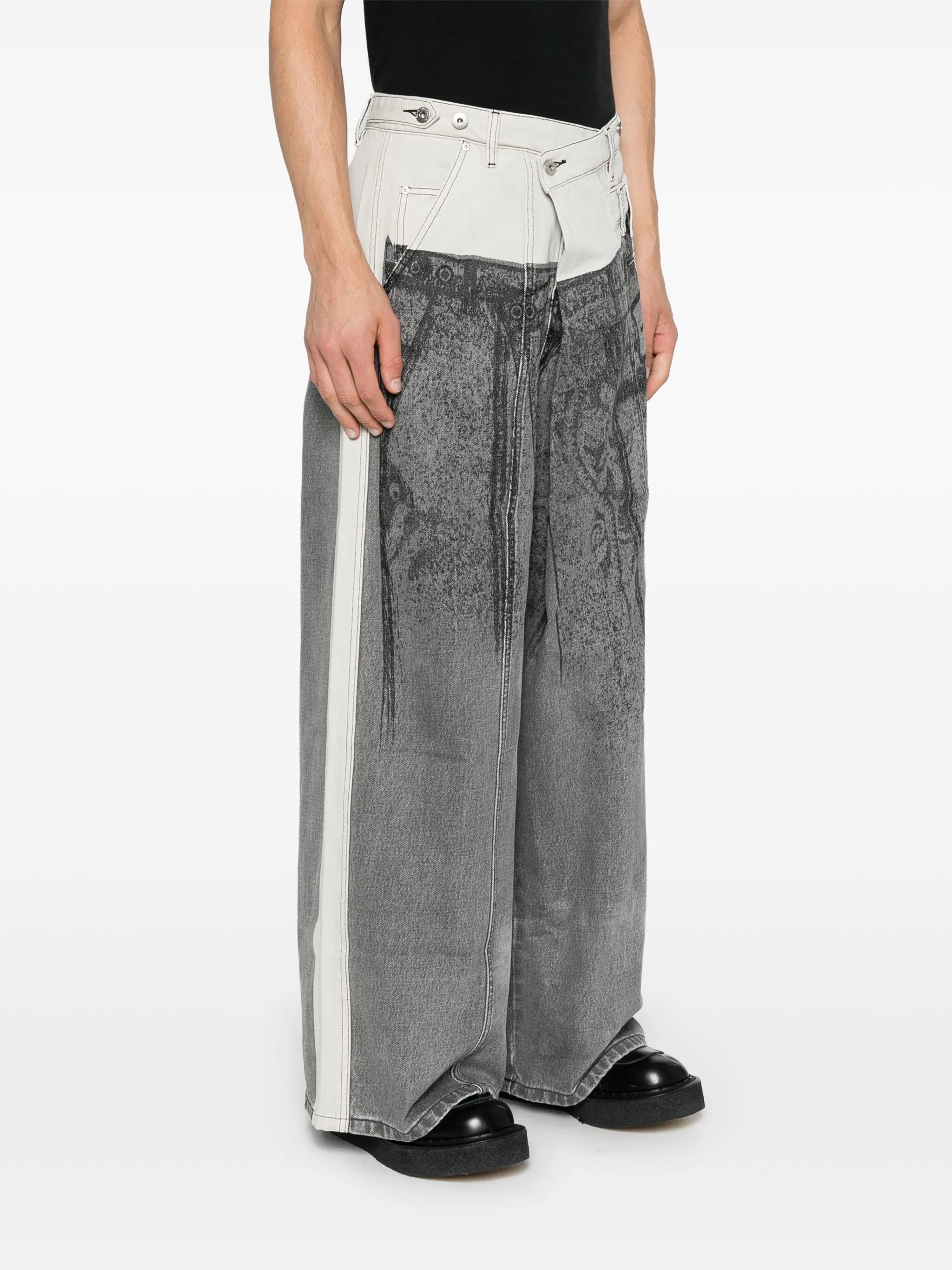 graphic-print jeans