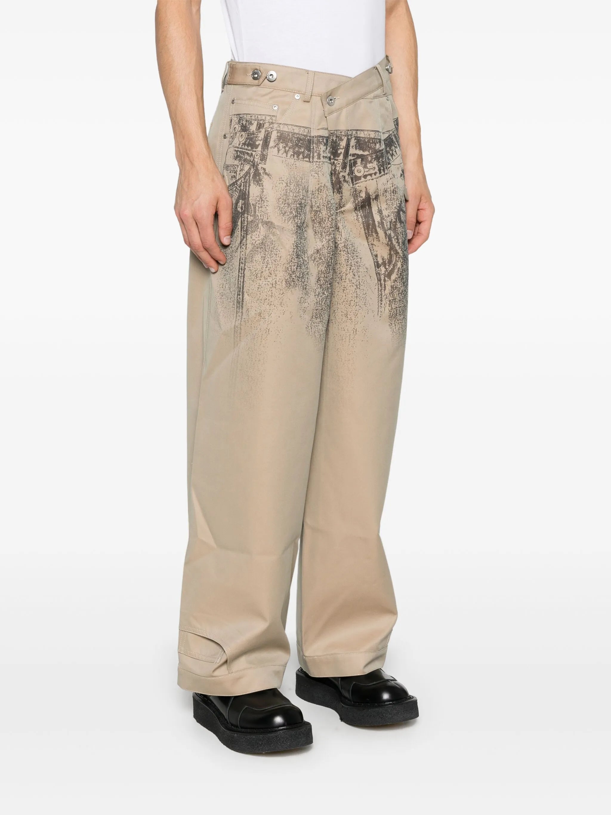 graphic-print trousers