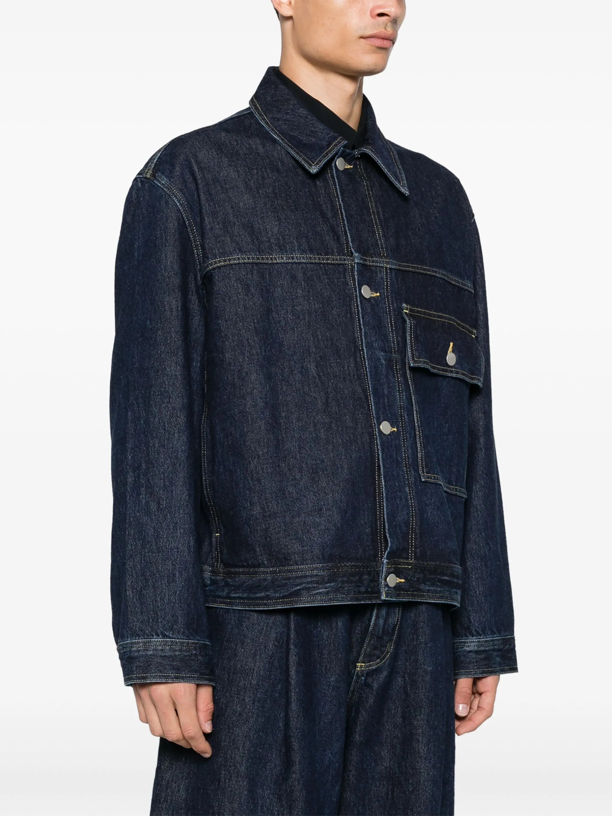 pointed-collar denim jacket
