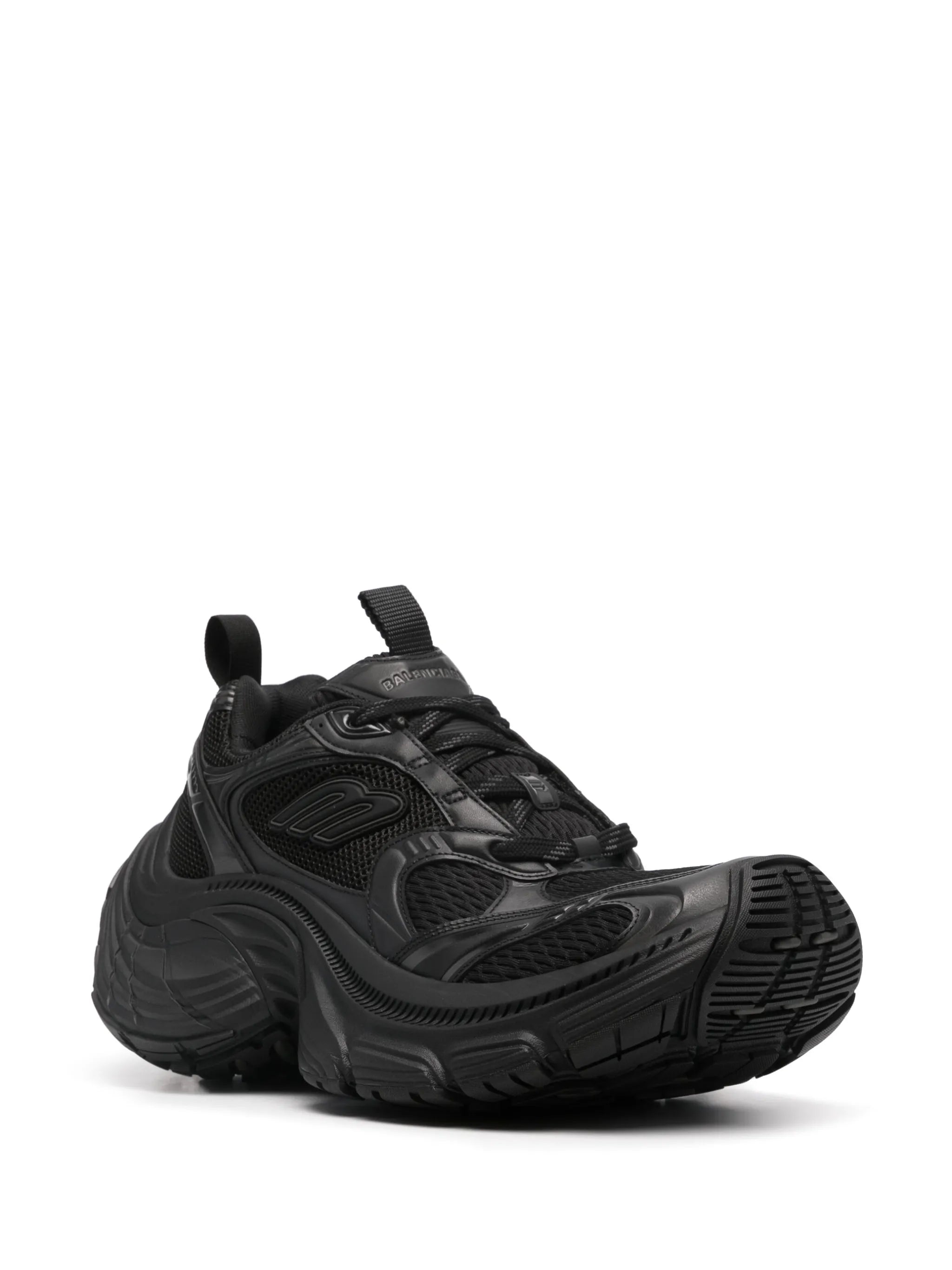 10XL sneakers