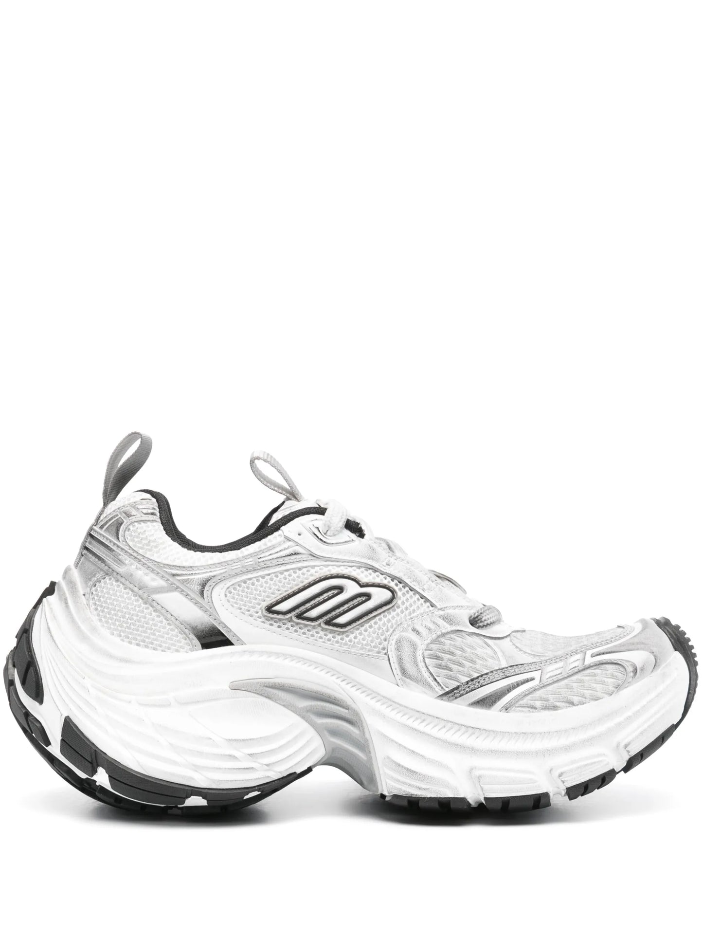 10XL sneakers