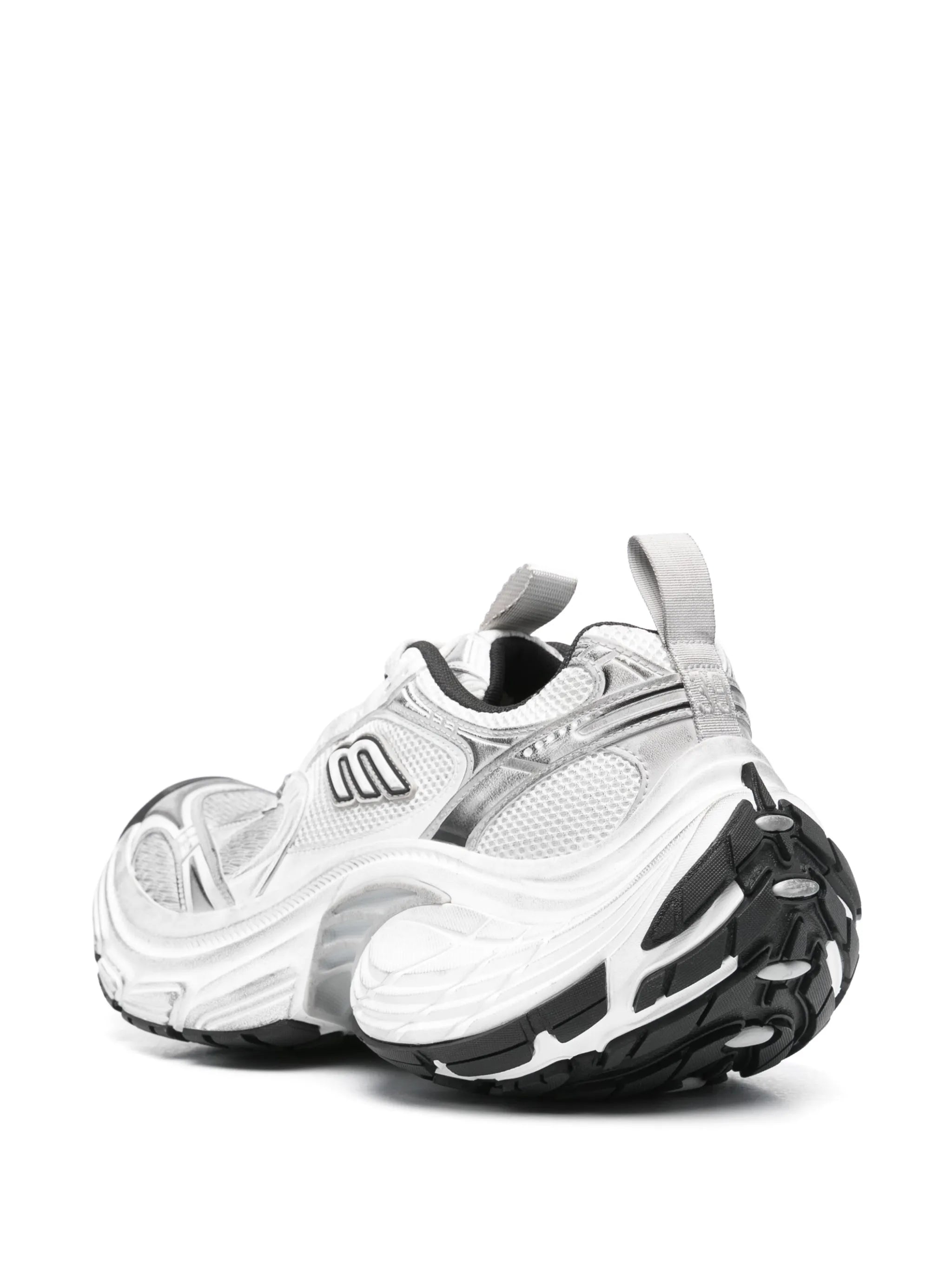 10XL sneakers