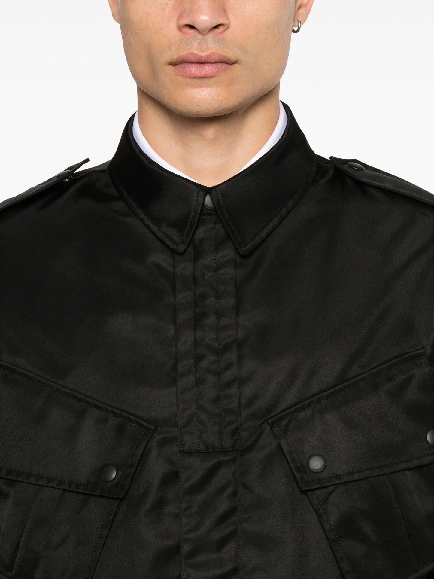 logo-appliqué shirt jacket