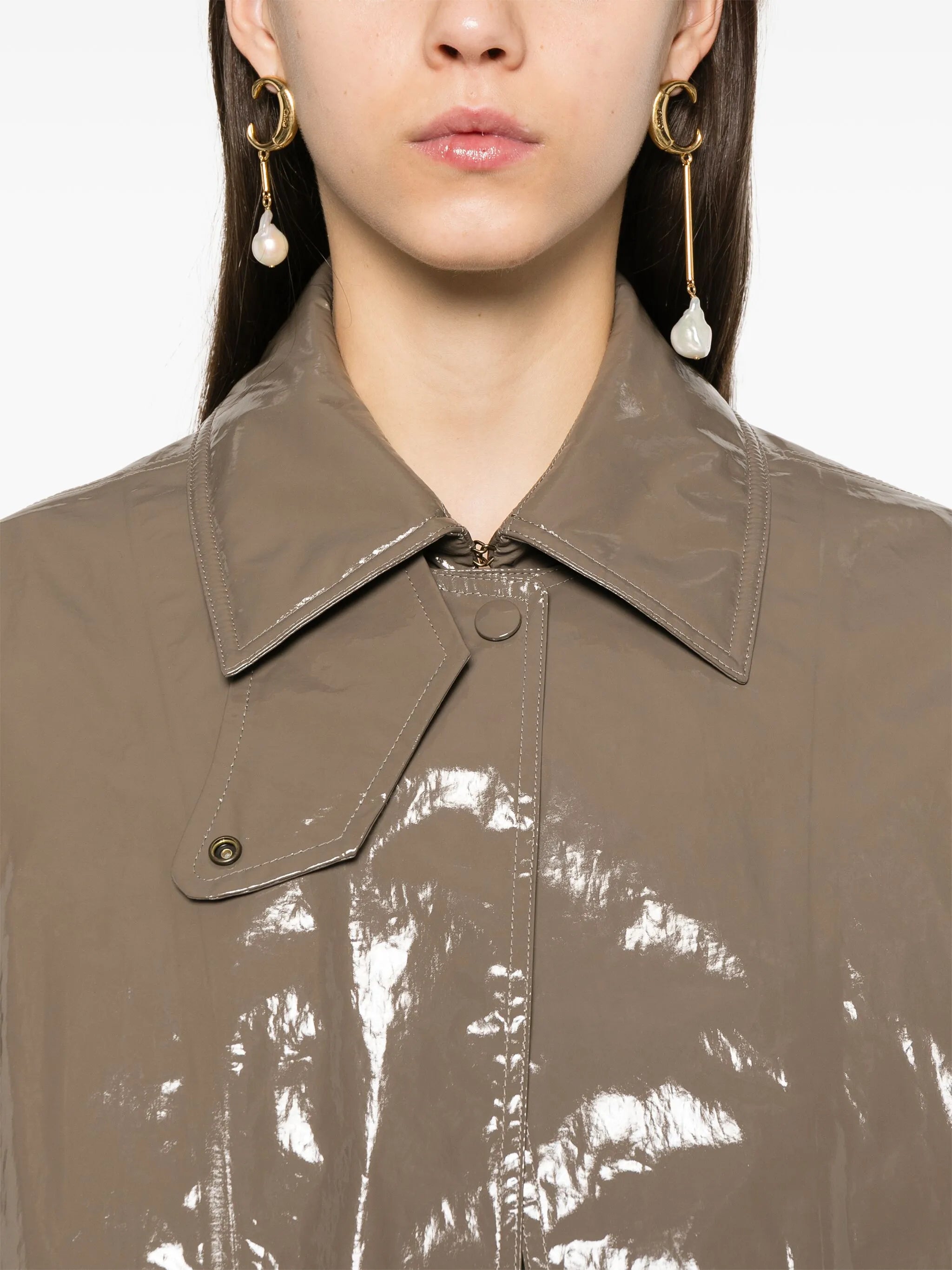 lacquered short cape