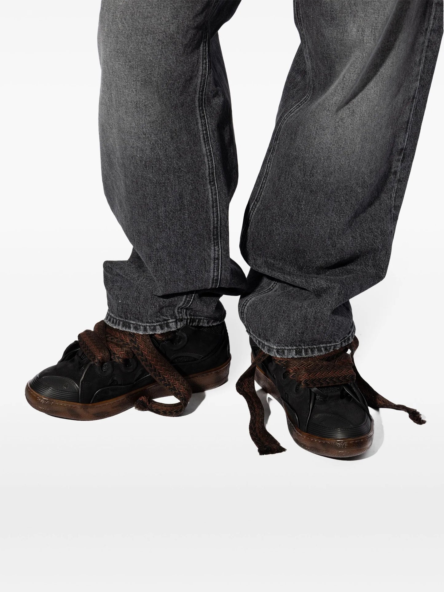Curb leather sneakers