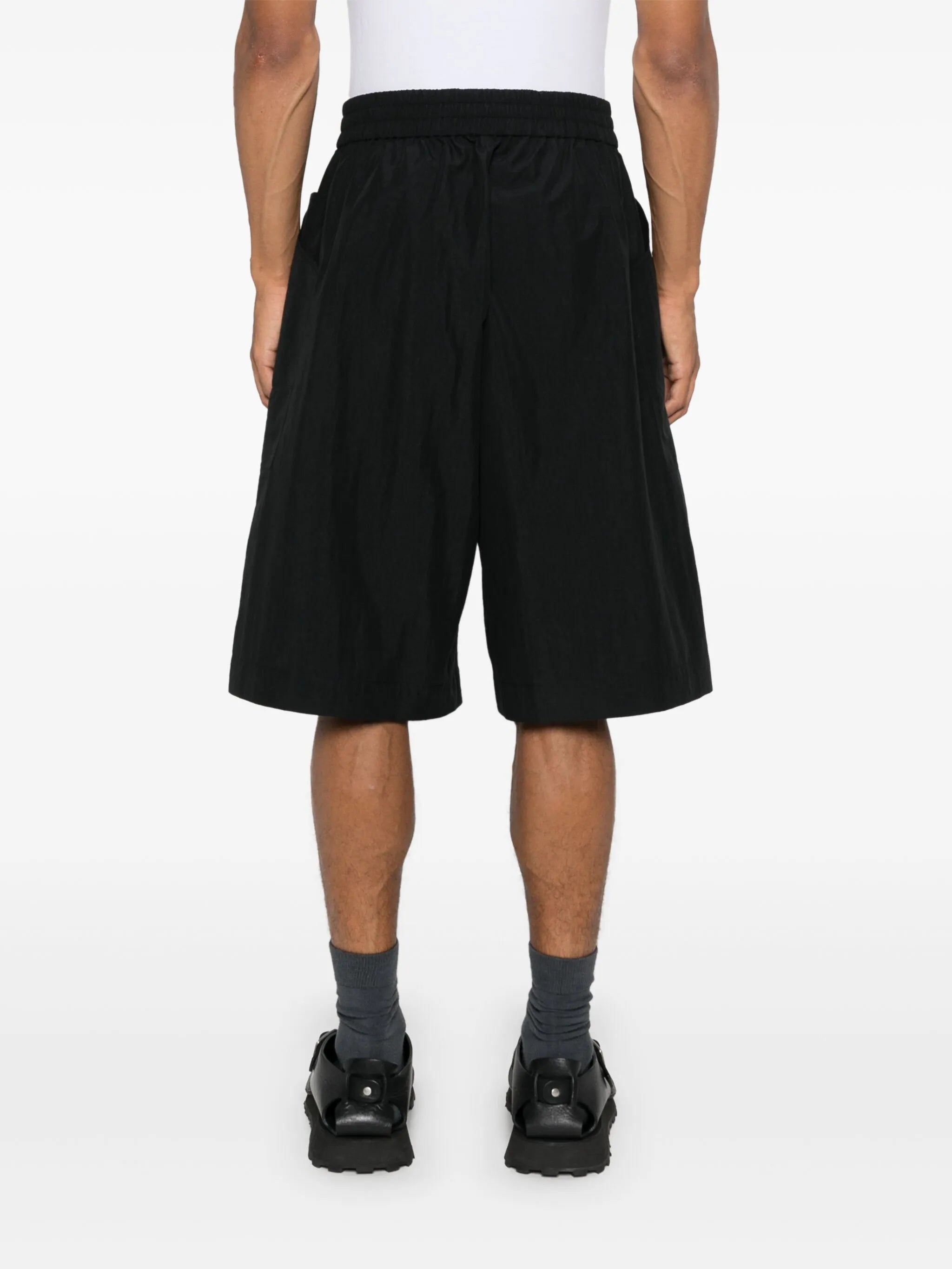 Steel shorts
