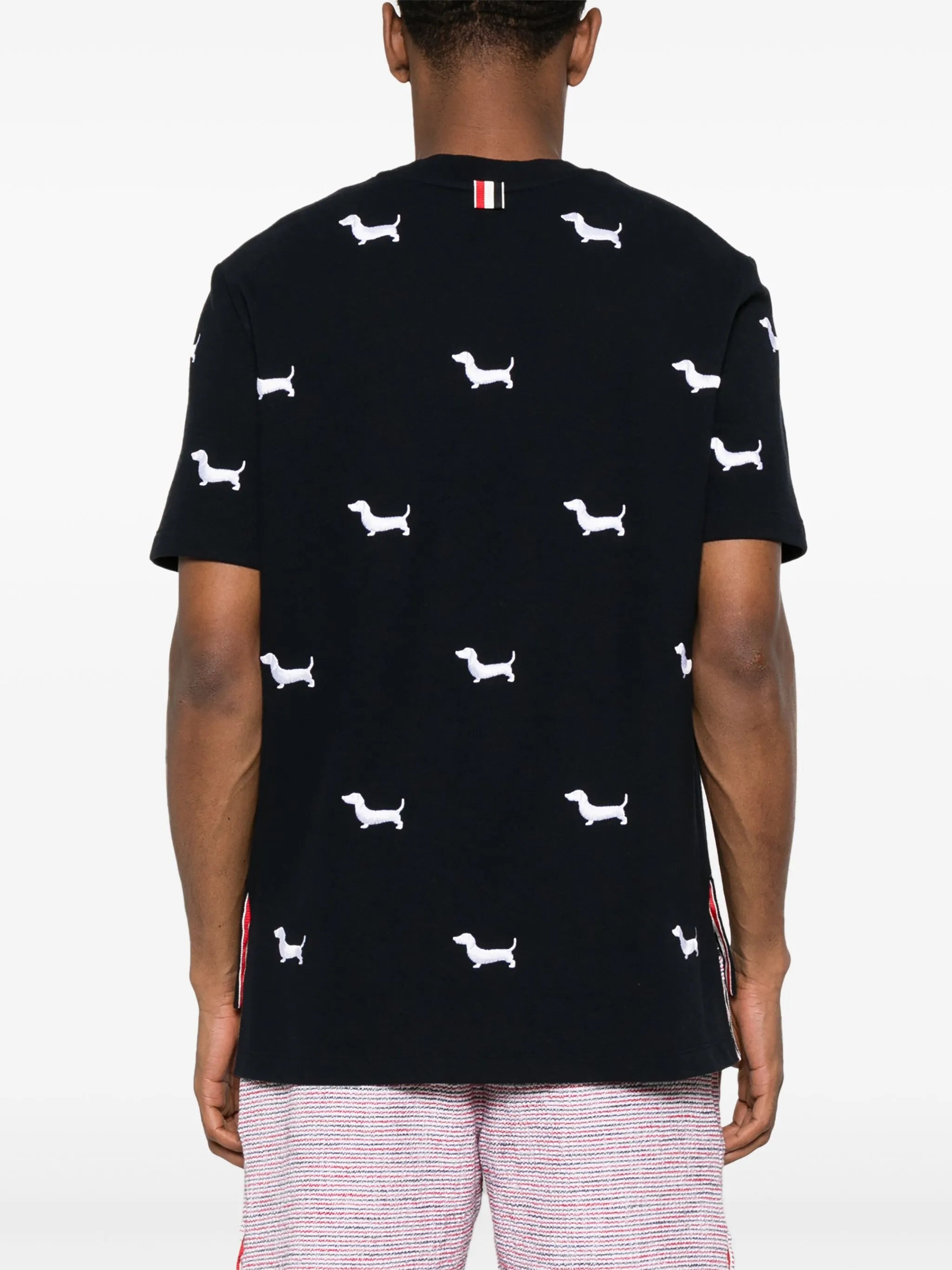 dog-embroidery T-shirt