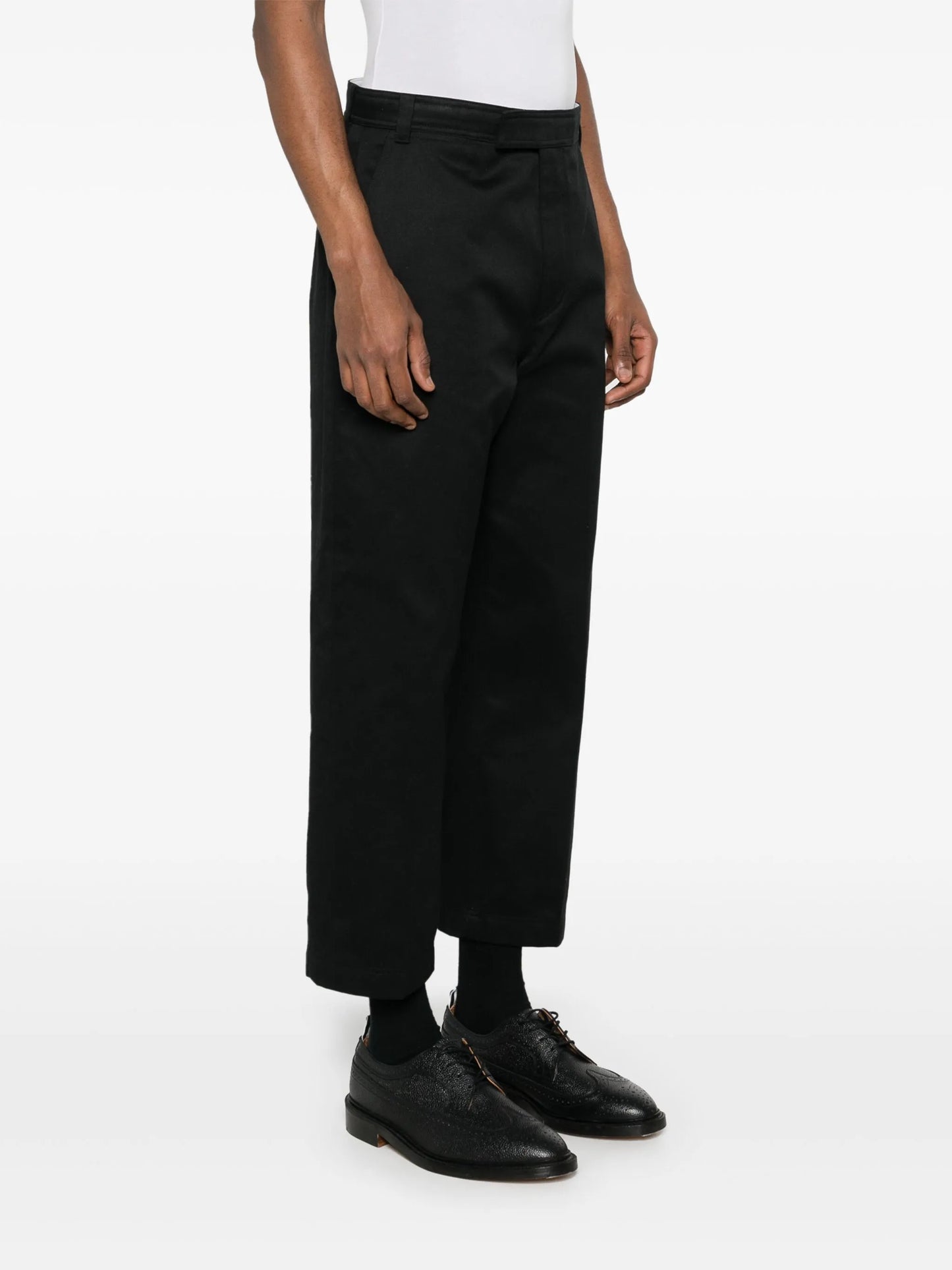 mid-rise tapered chinos