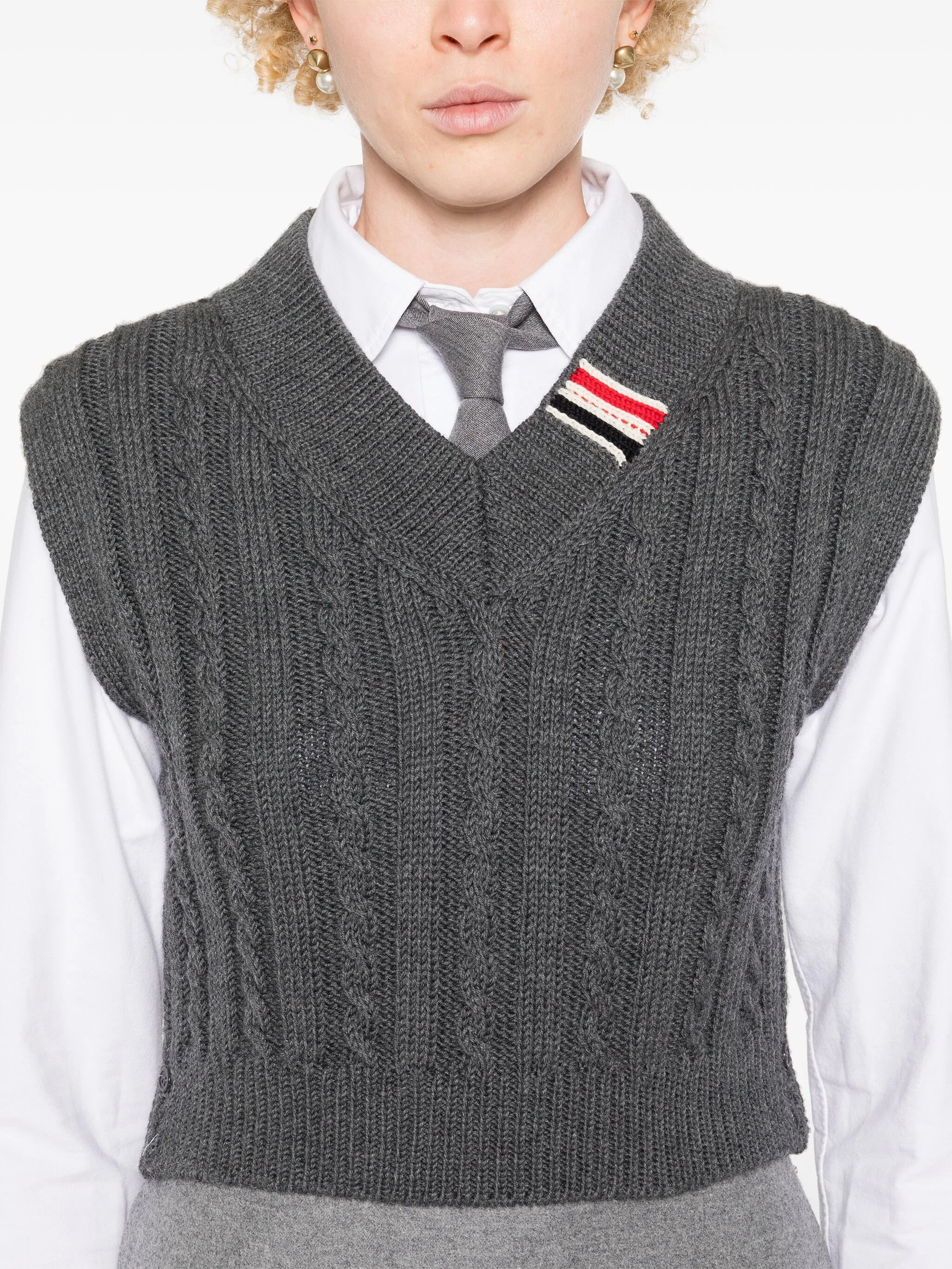 cable cropped V-neck pullover
