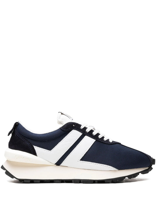 Bumper mesh sneakers