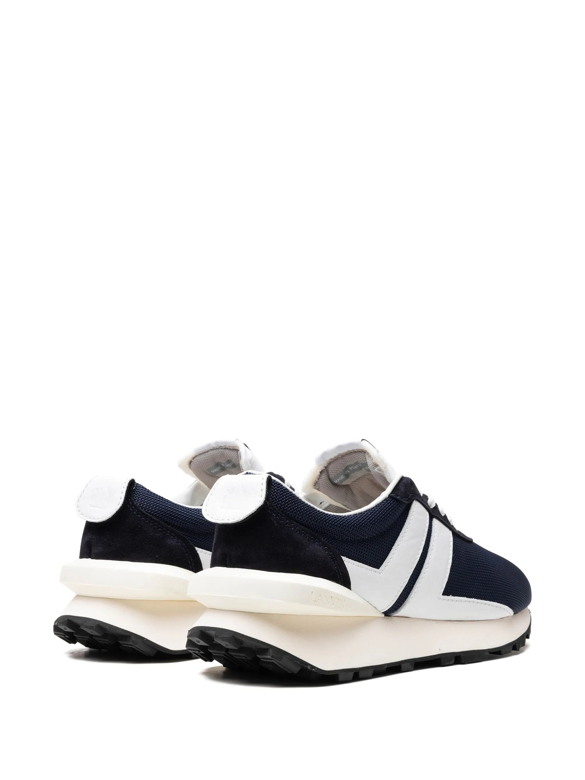 Bumper mesh sneakers