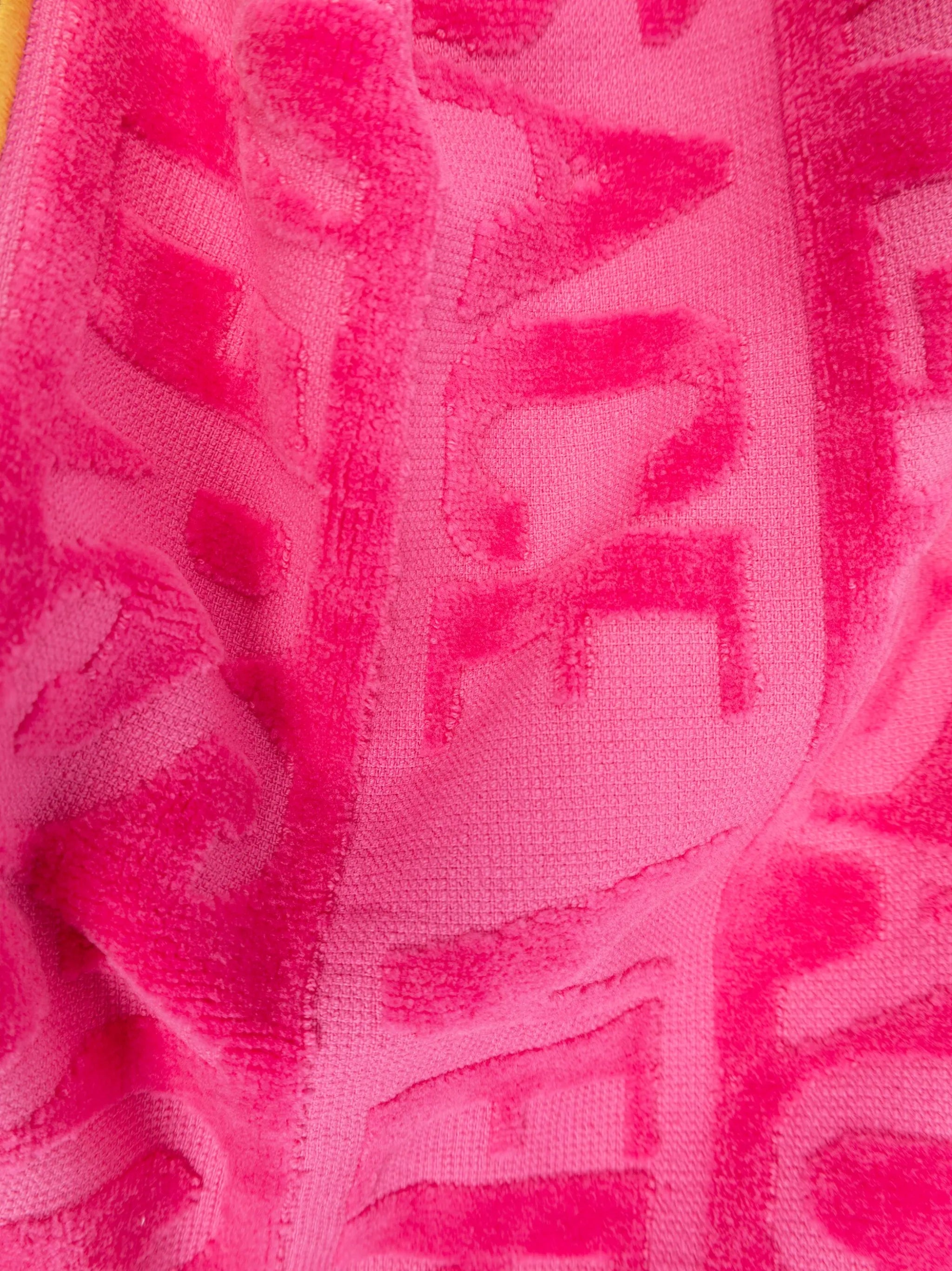 I Love Baroque bath towel