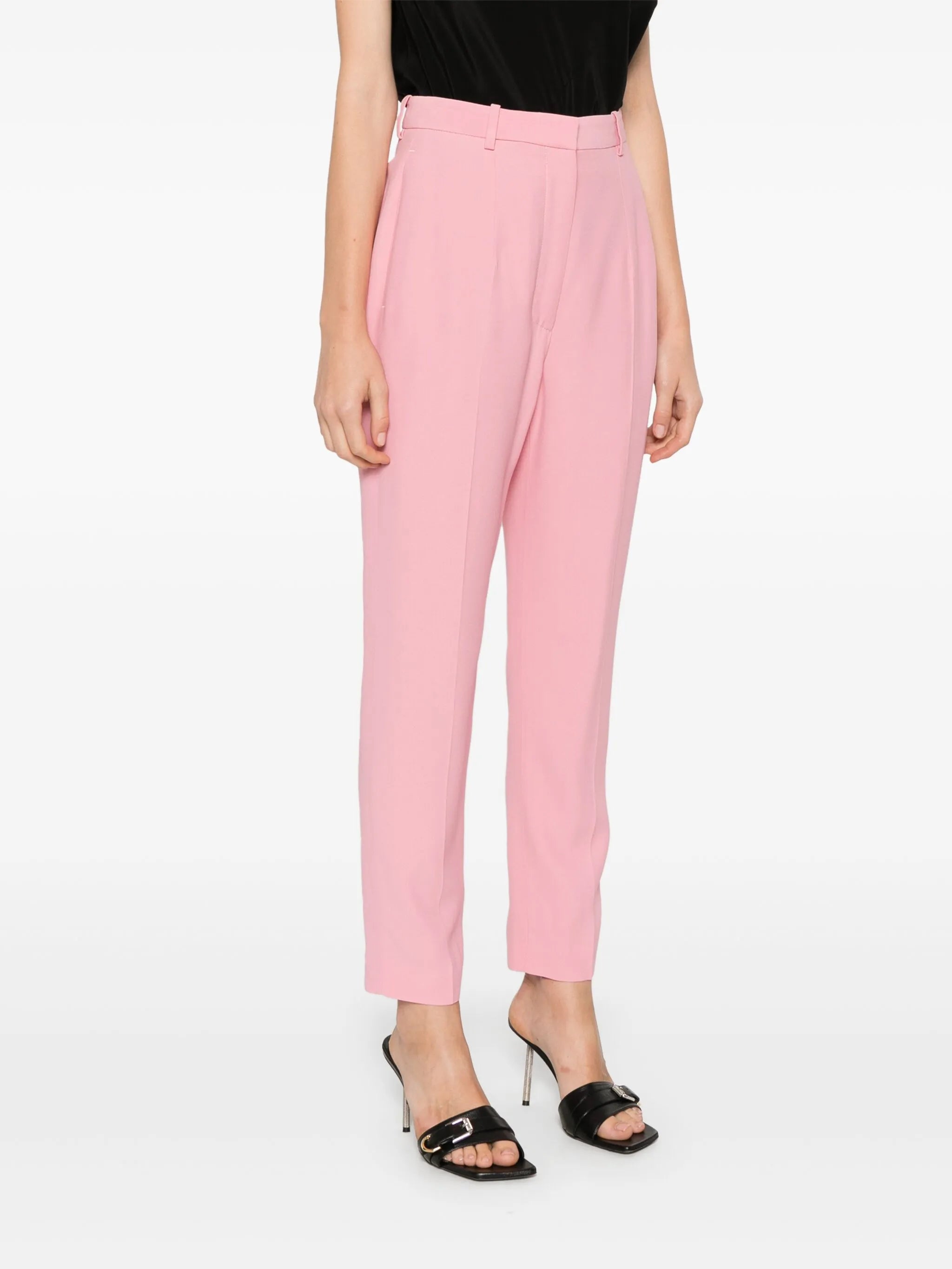 straight-leg trousers