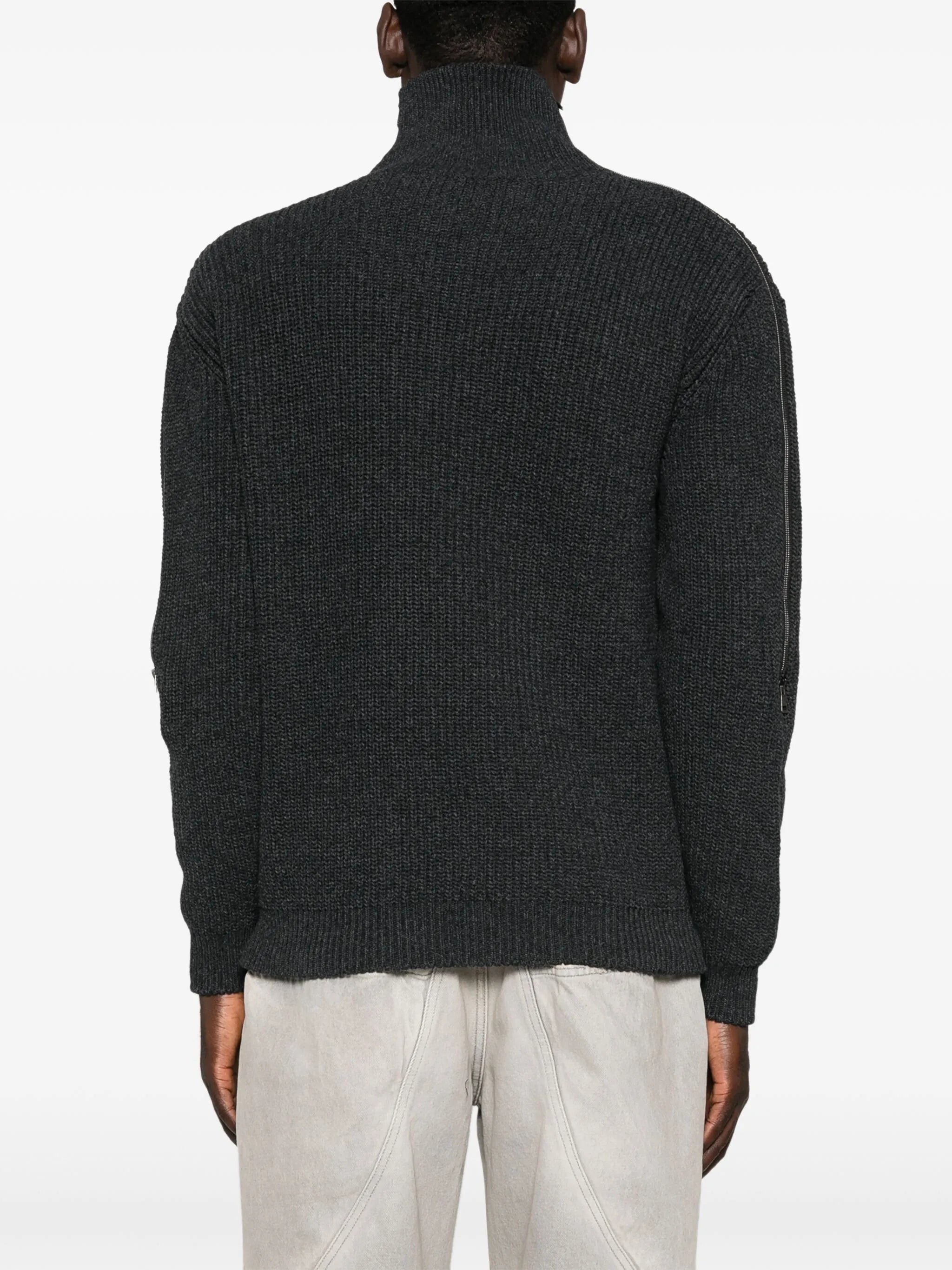 zip hooded sweater