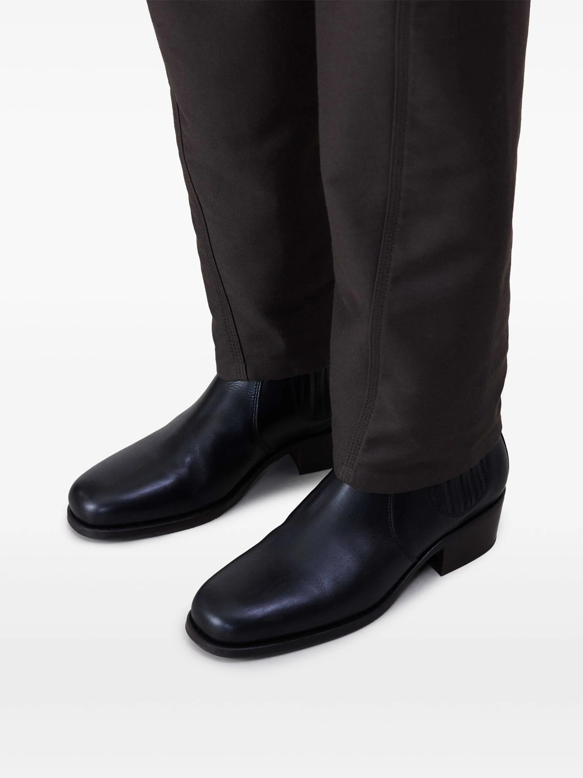 chelsea Boots
